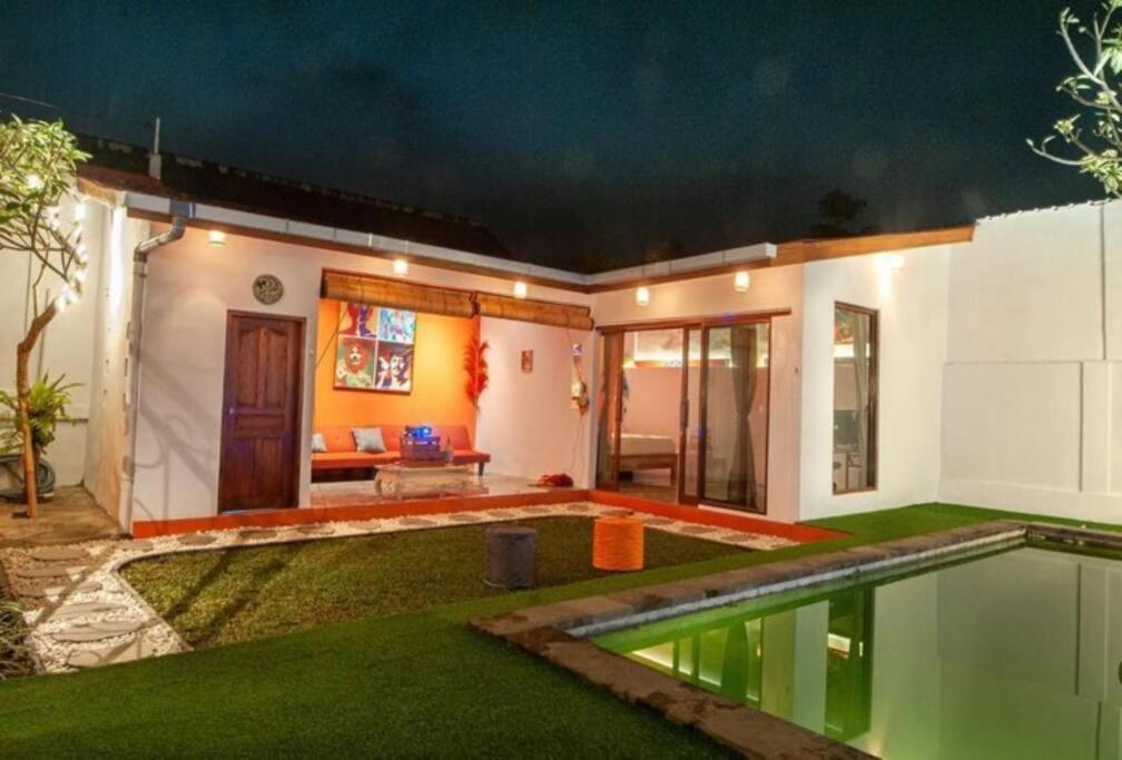Spacious 4 Bedrooms In The Heart Of Villa *