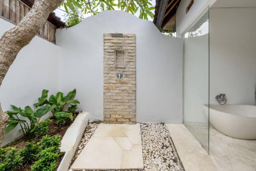 Family Oasis, 2 Bedrooms, Shared Pool, Garden, Rice Field View Villa *