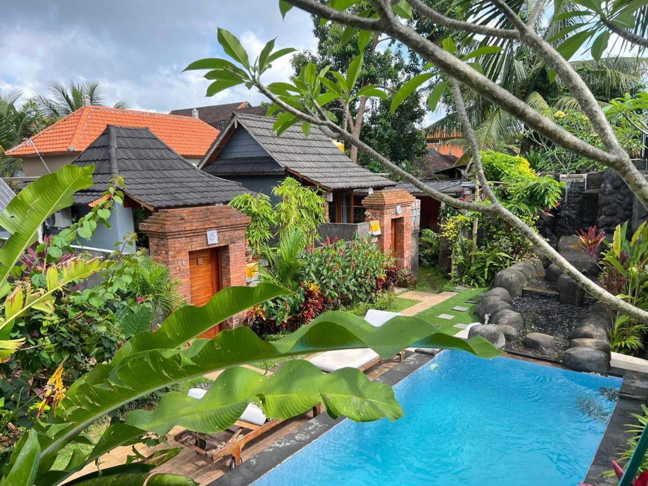 Guest house Pakis Kutuh Private House In 5