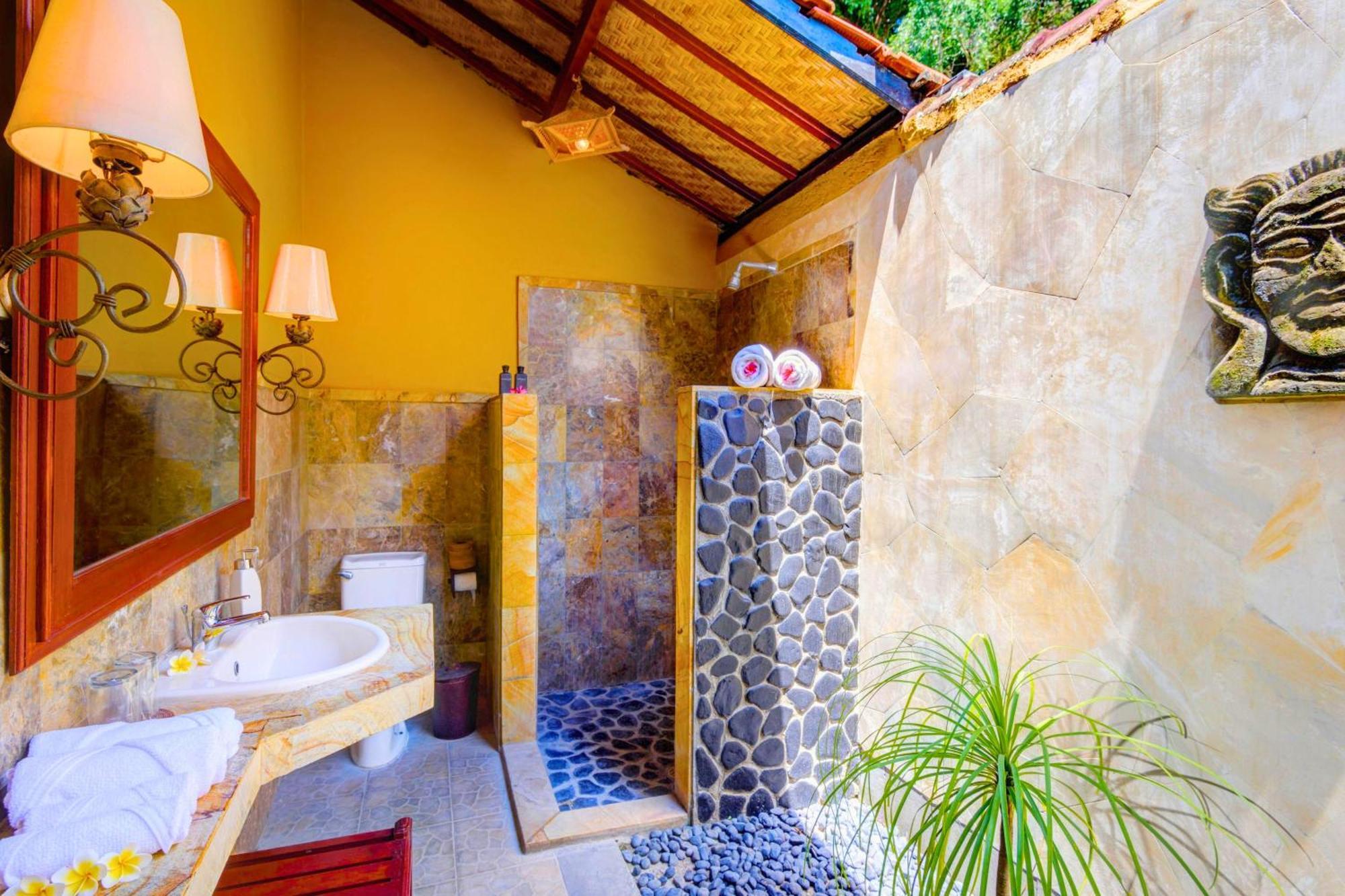 Villa Danapati 4 Bedroom Private Pool Zn258