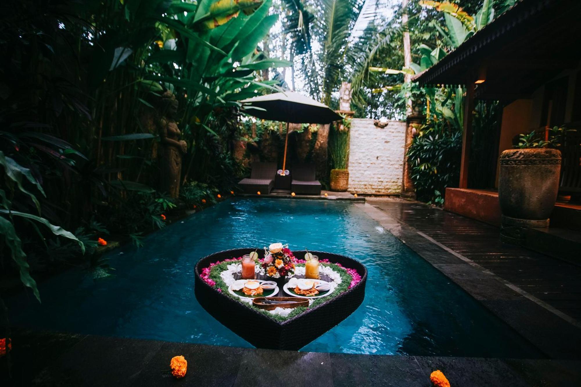 Villa Private With Nature Atmosphere By Dino *