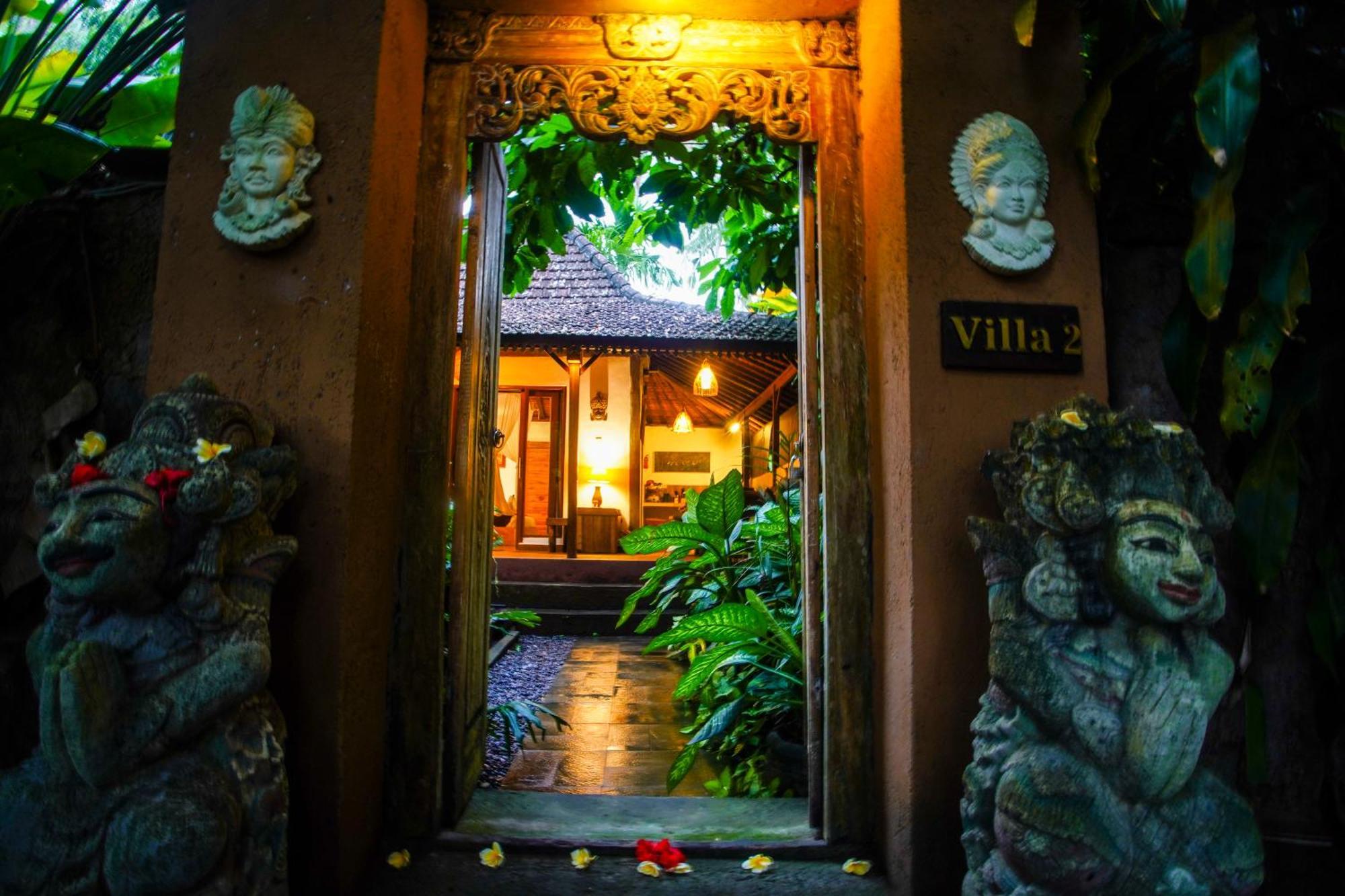 Villa Private With Nature Atmosphere By Dino