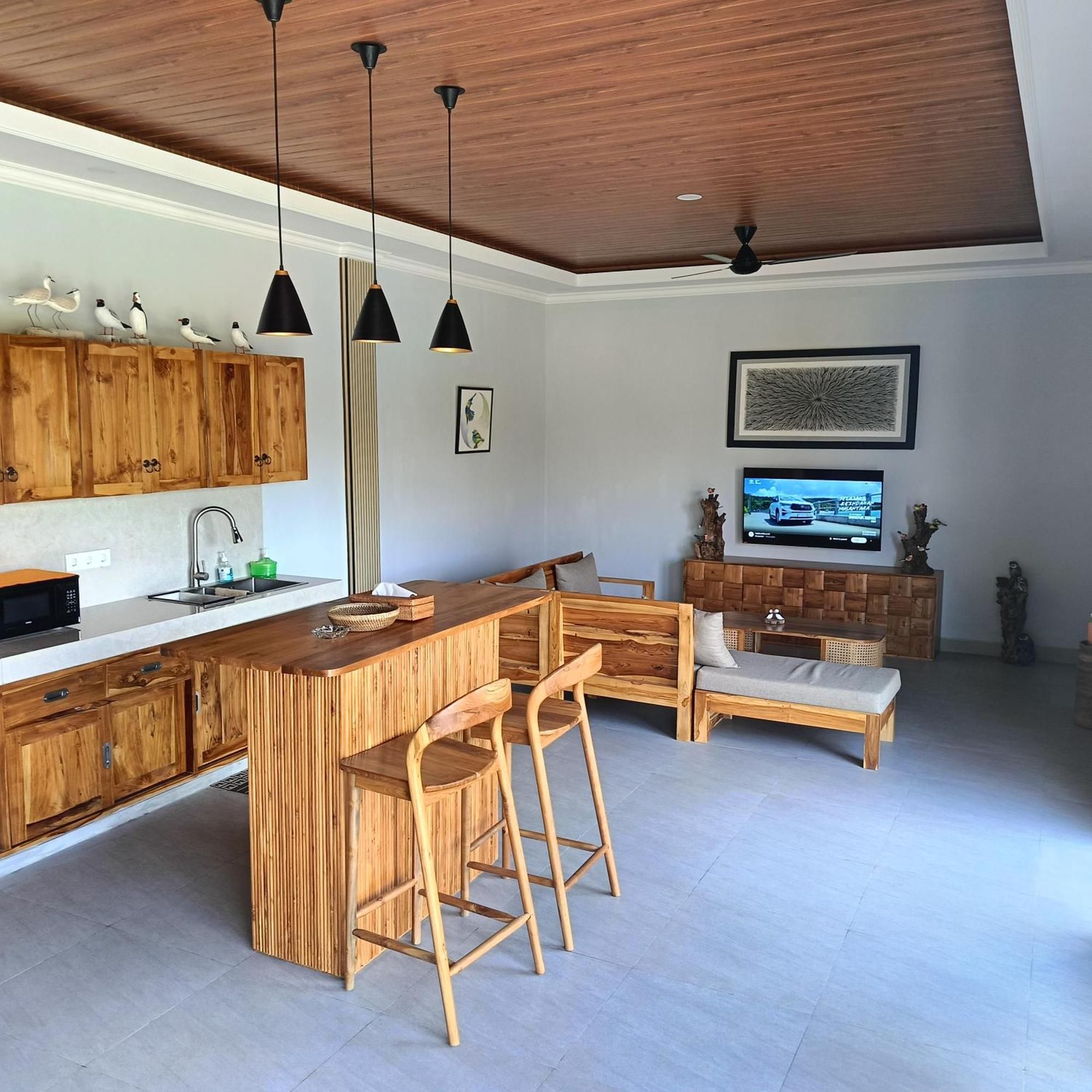 2br Private Pool Kitchen