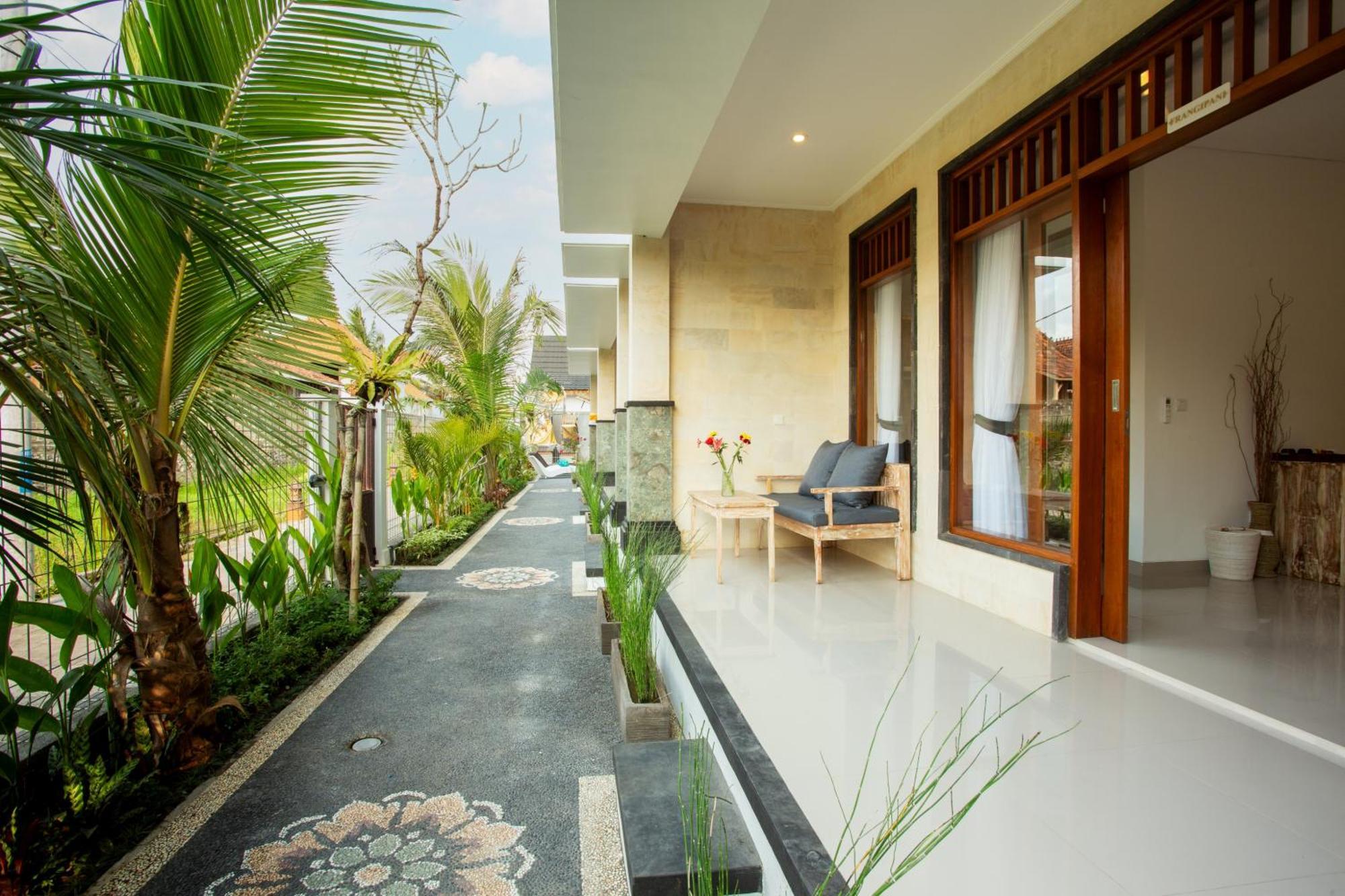 Hotel Rahayu Bisma *