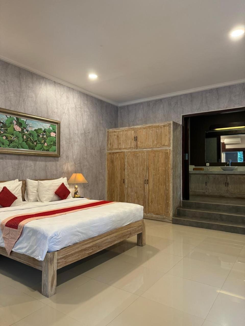 The Bali Shanti 3*