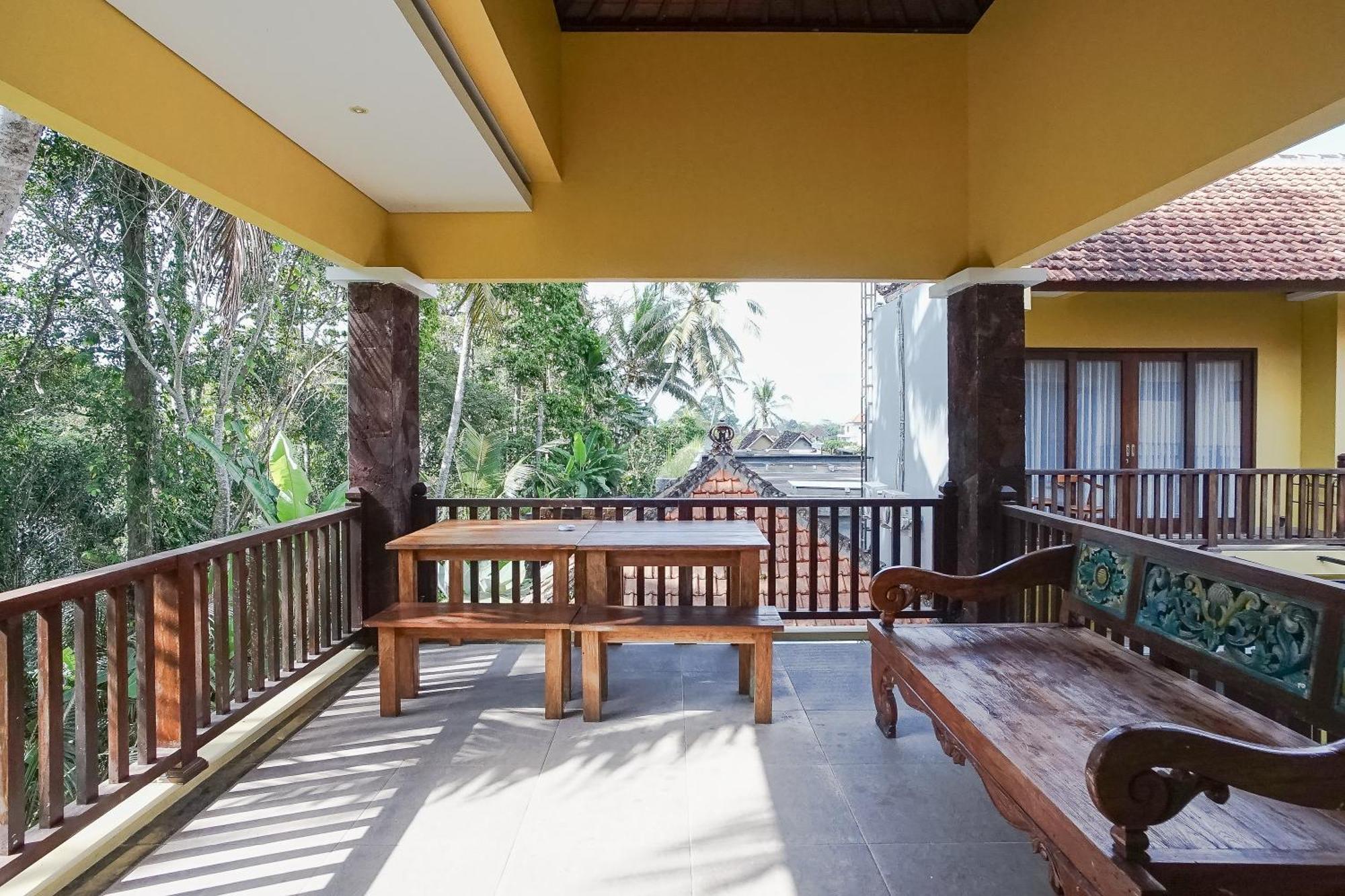 Toya Guest house