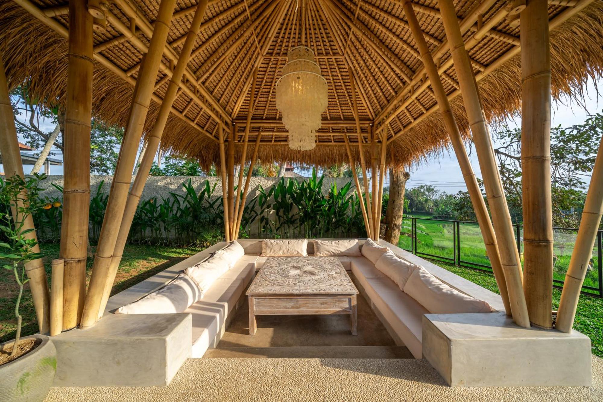 Sola Villa *