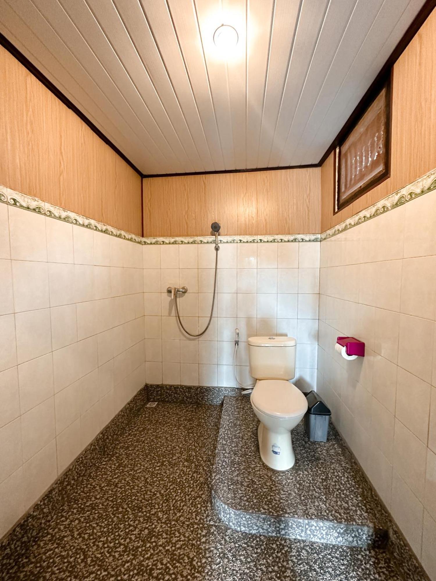 Kajeng Tempat Tidur & Sarapan