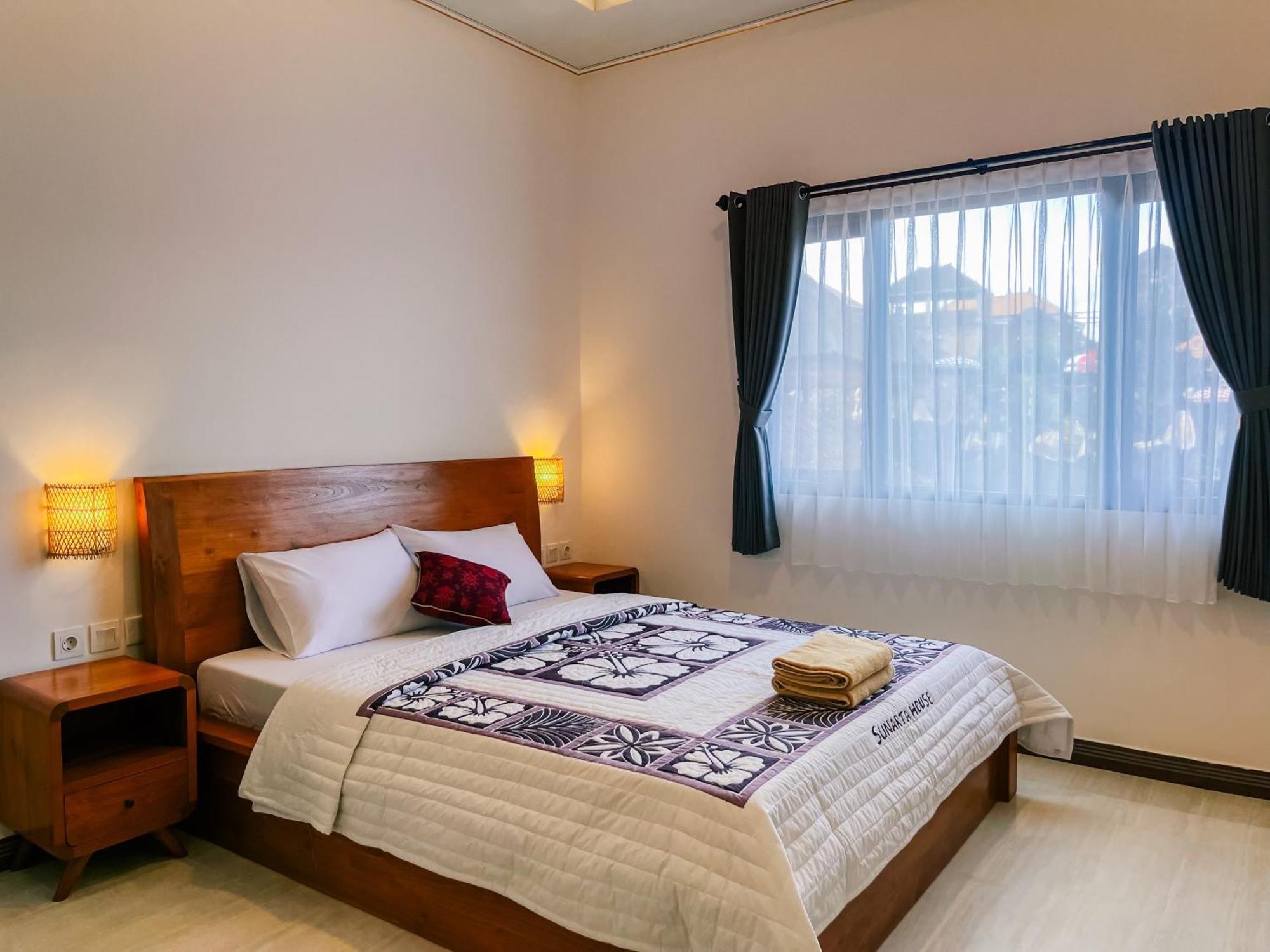 Sunarta House Gasthof *