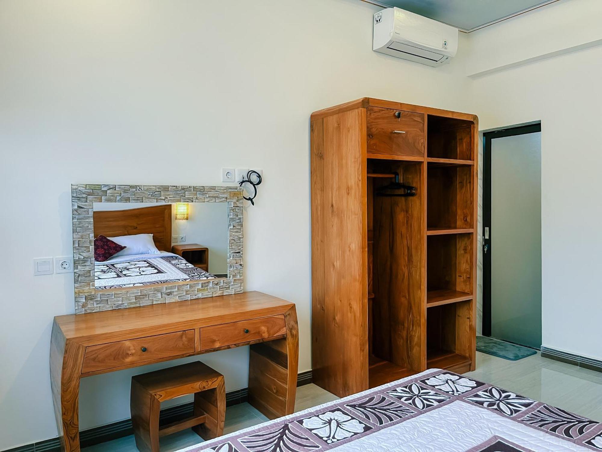 Sunarta House Gasthof *