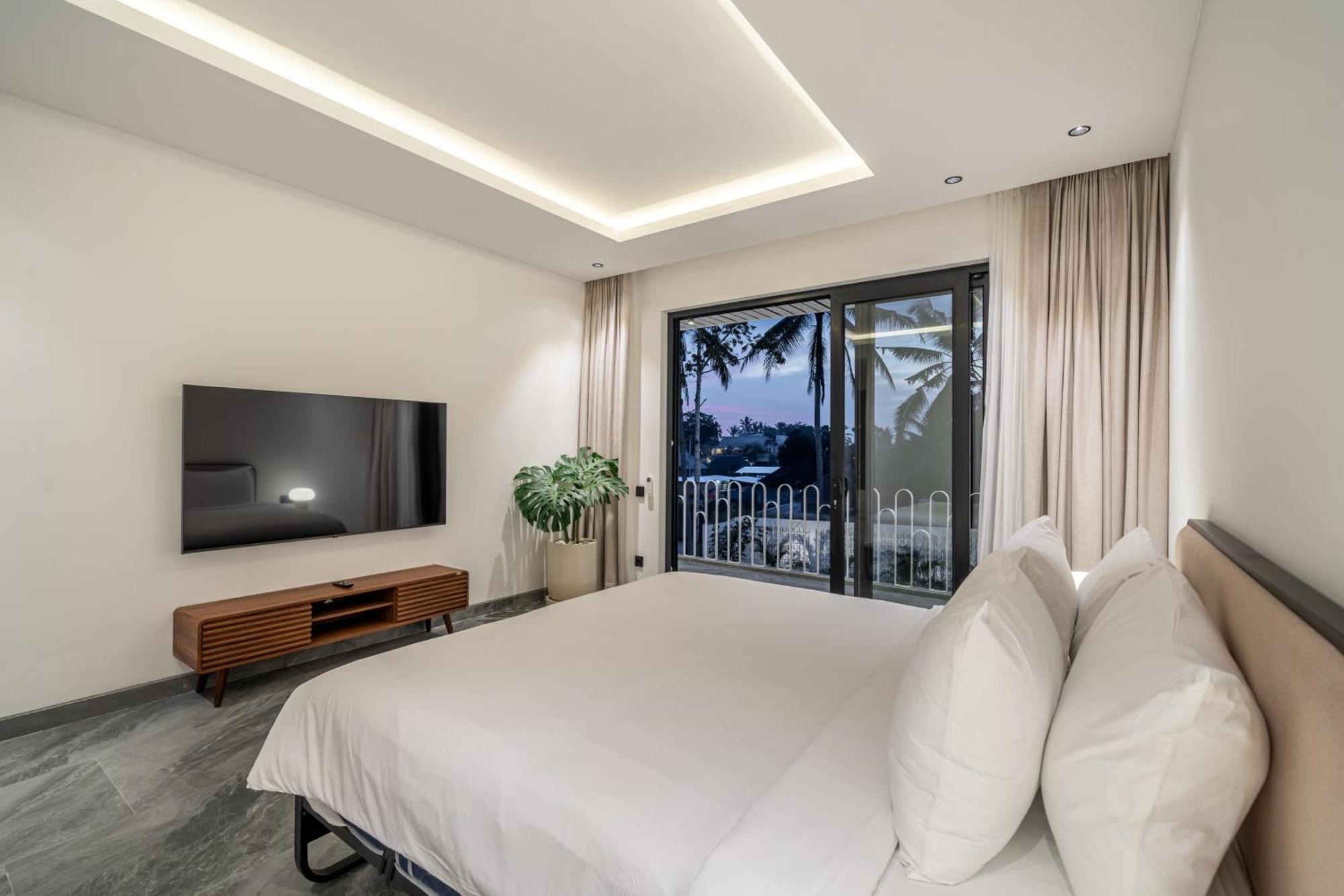 White - Exclusive Modern - Grand Living Space - Breathtaking Views Villa Ubud (Bali)