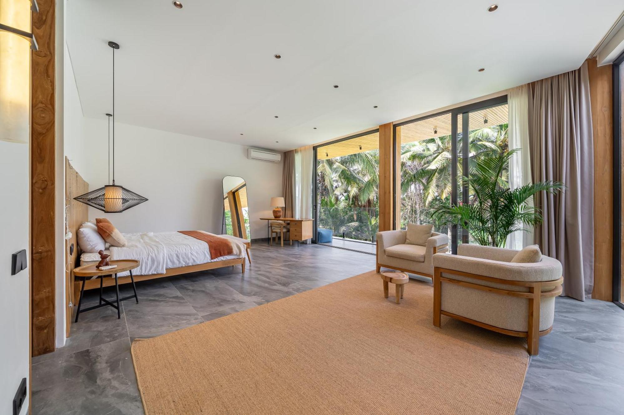 Reconnect And Rejuvenate - Your Private Luxury Retreat In Villa *