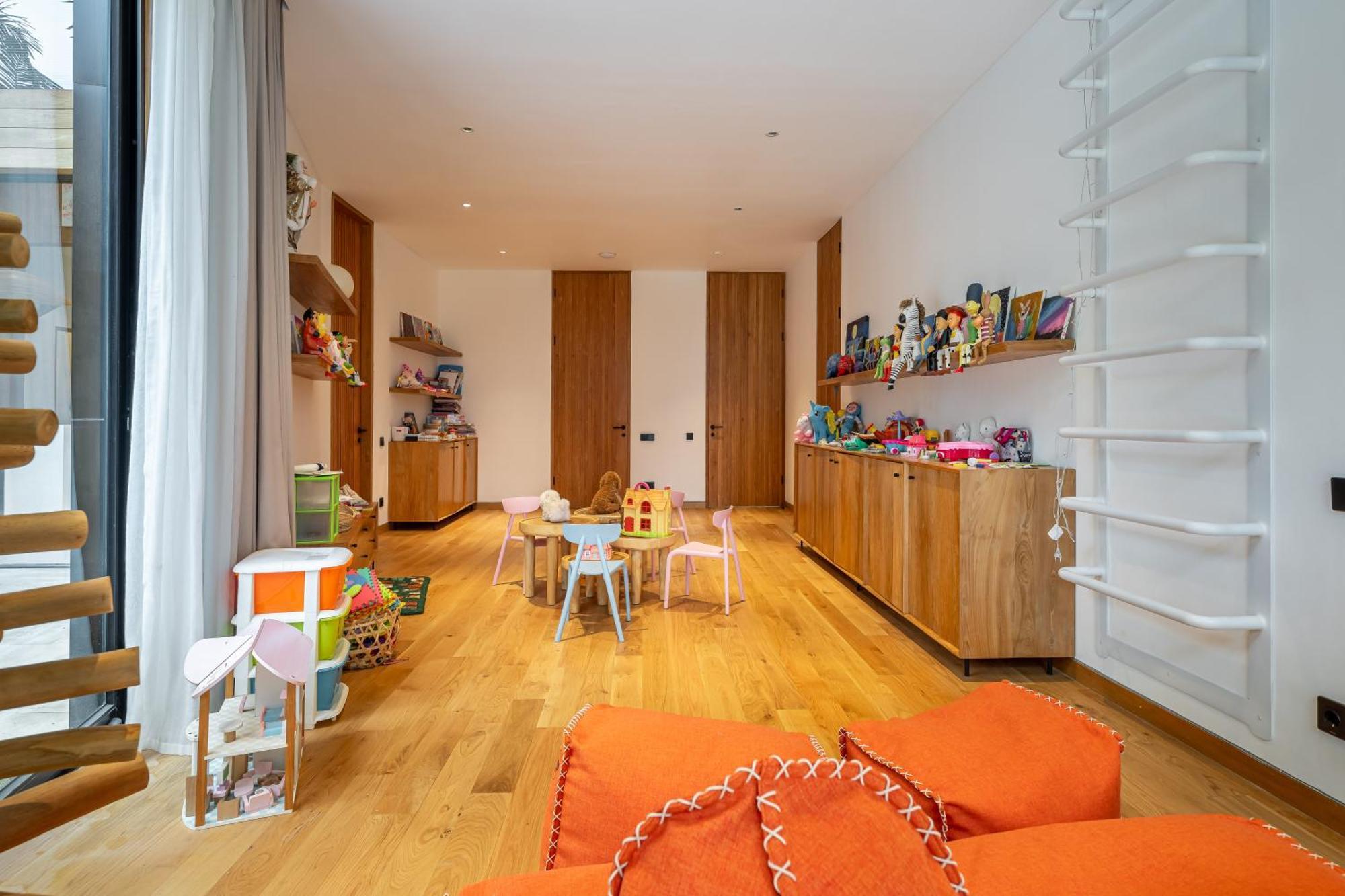 Reconnect And Rejuvenate - Your Private Luxury Retreat In Villa