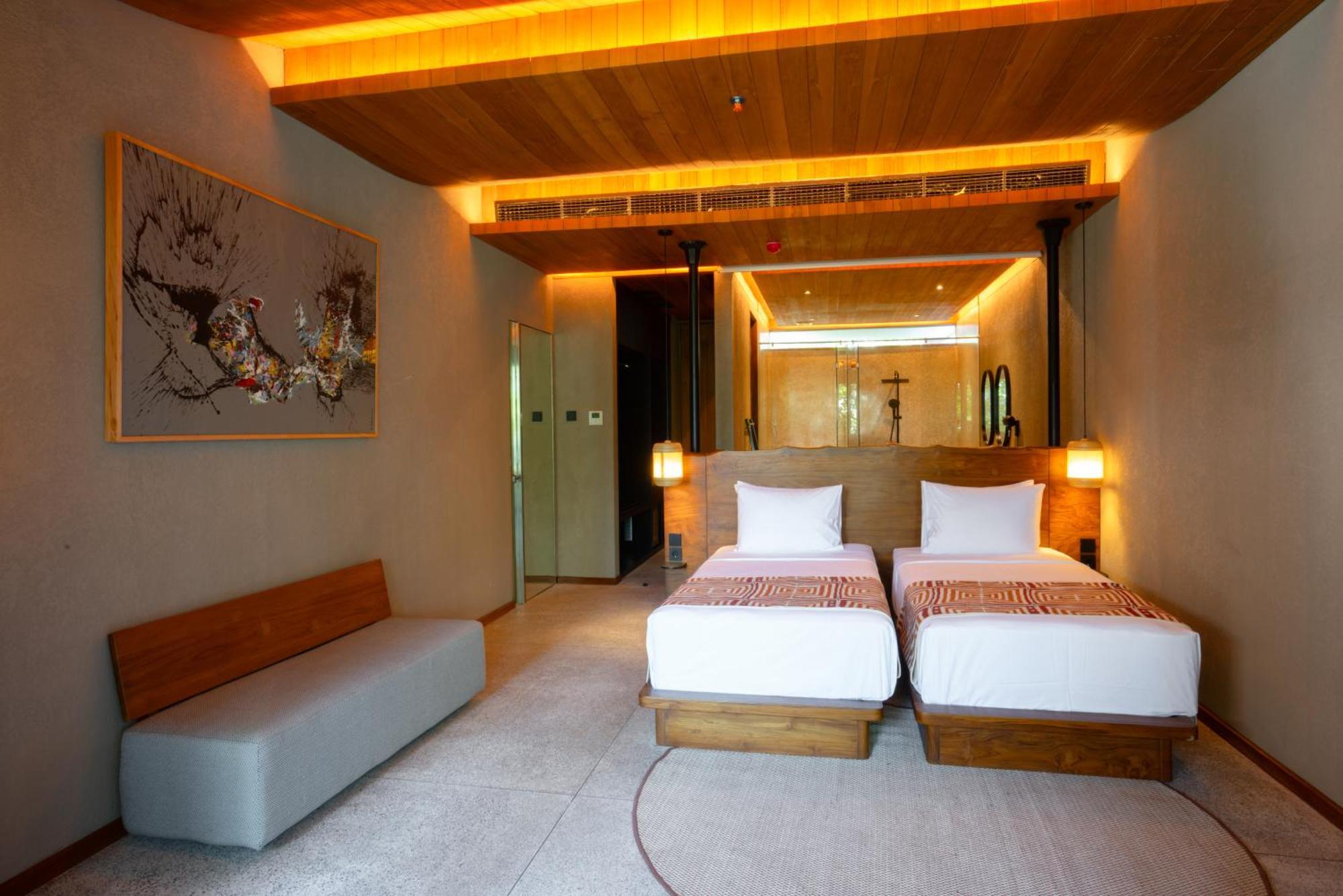 Hotel The Kemilau 4*