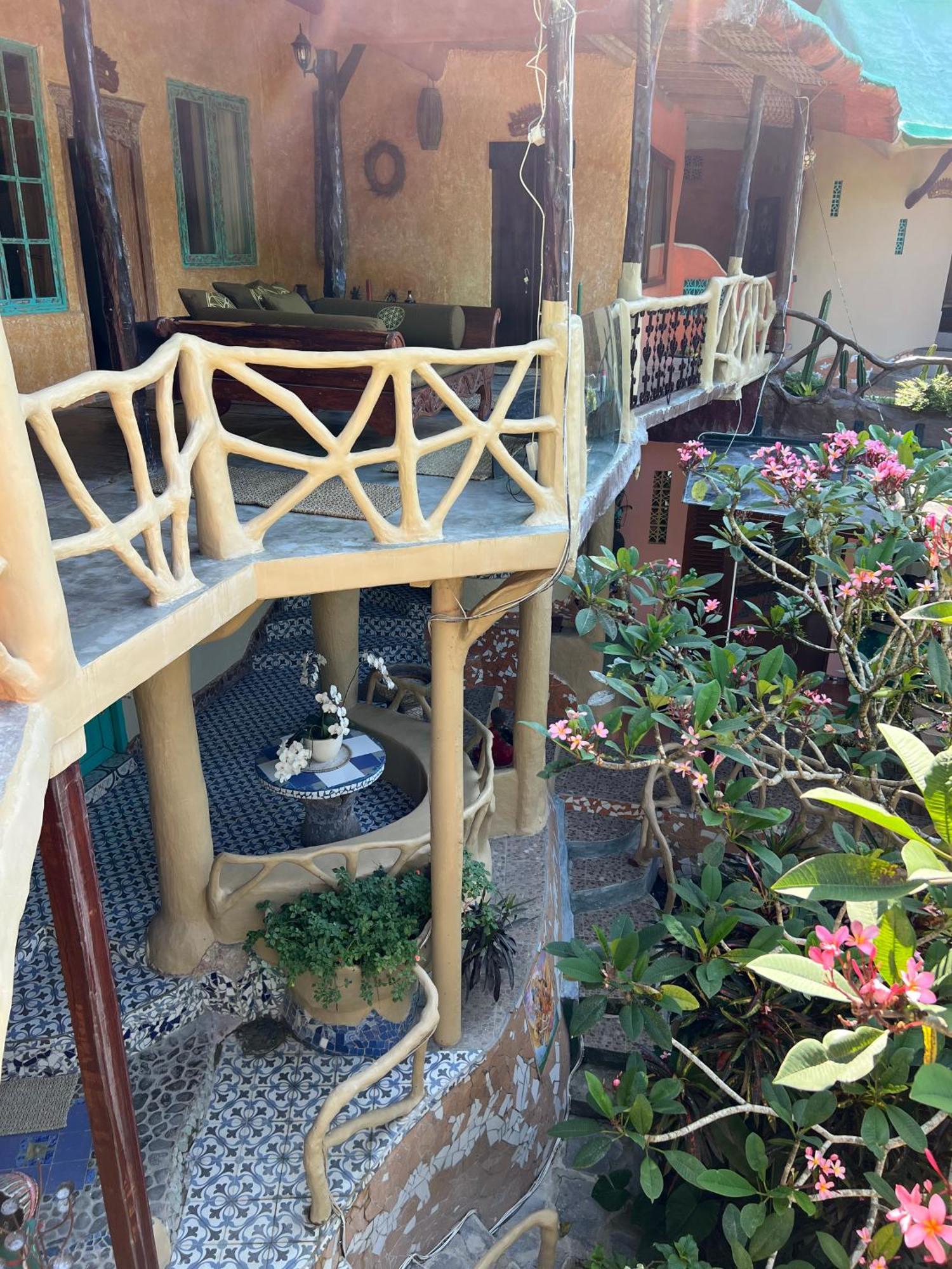 Sacred Mandala Retreat Center Aparthotel