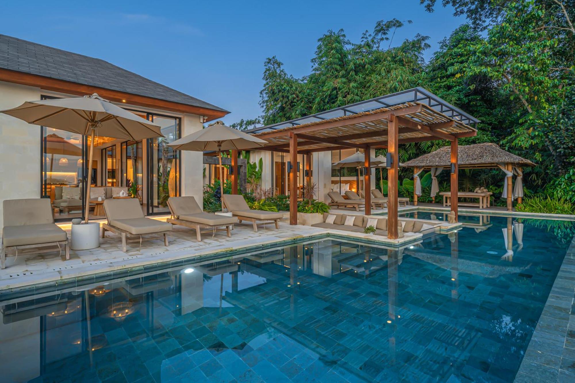Villa Rosita - Stunning 5br - Sauna, Gym, Rice Field Views *