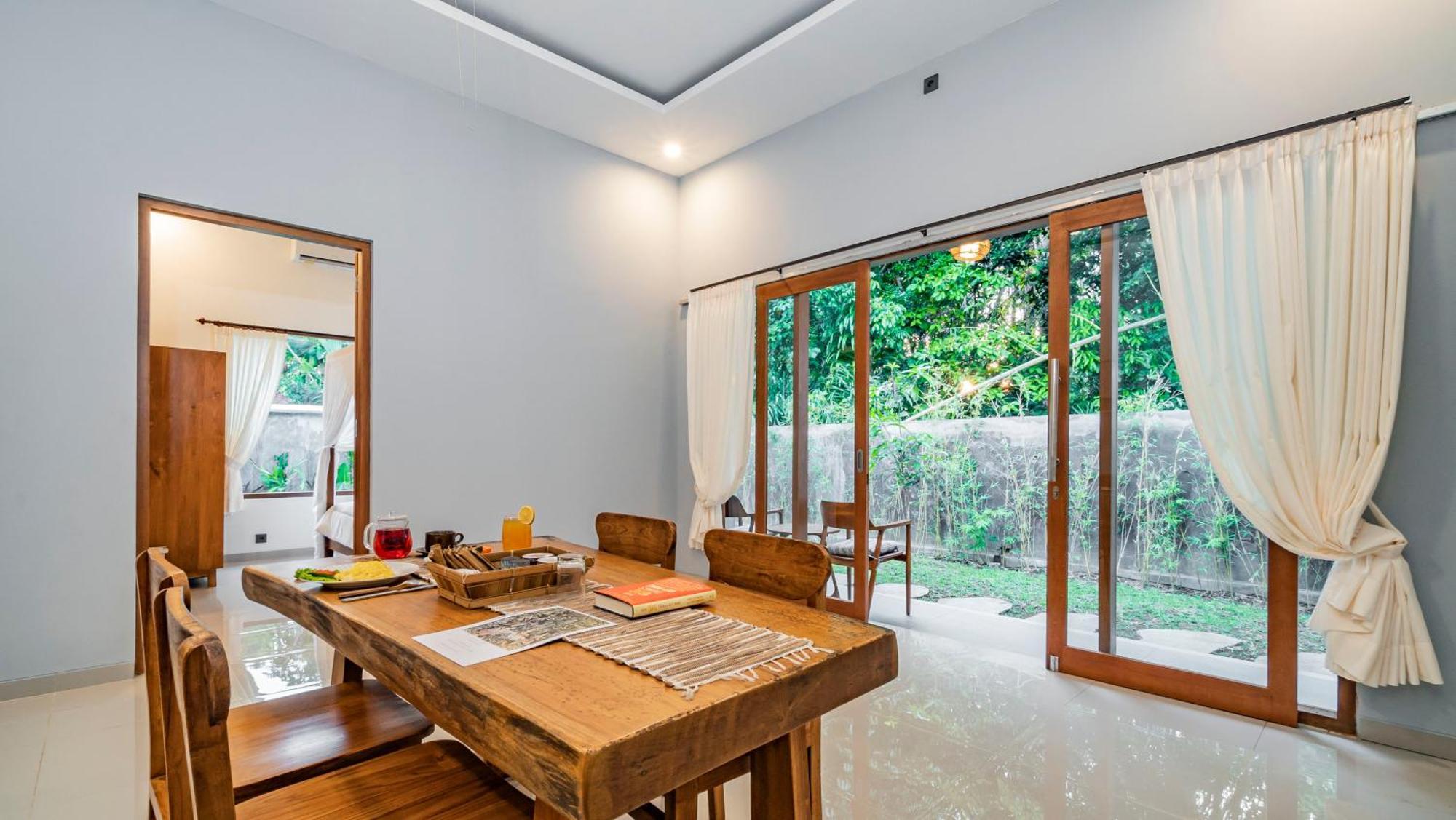 Suweca House *
