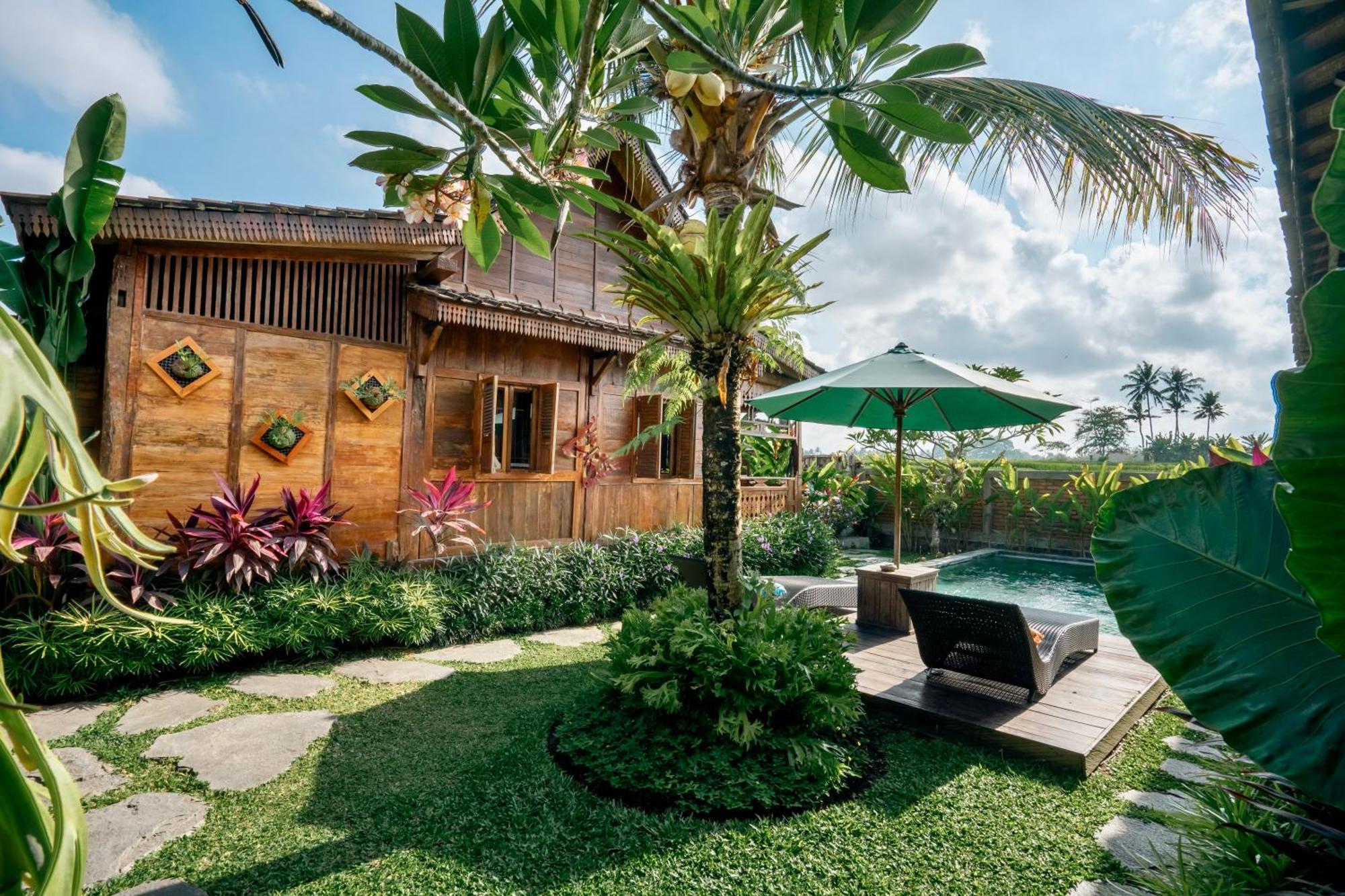 Unwind And Relax At Rumah Richard Holiday home *