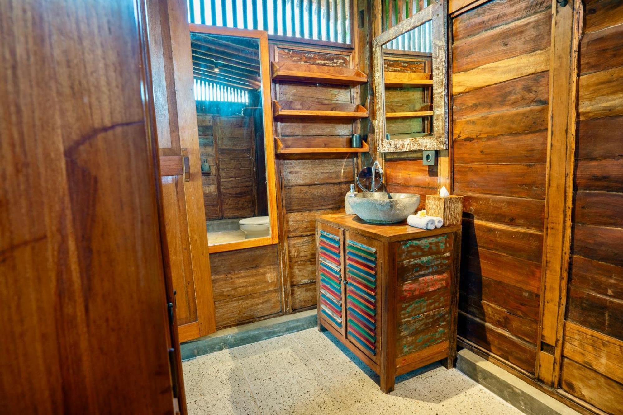 Unwind And Relax At Rumah Richard Ubud (Bali)