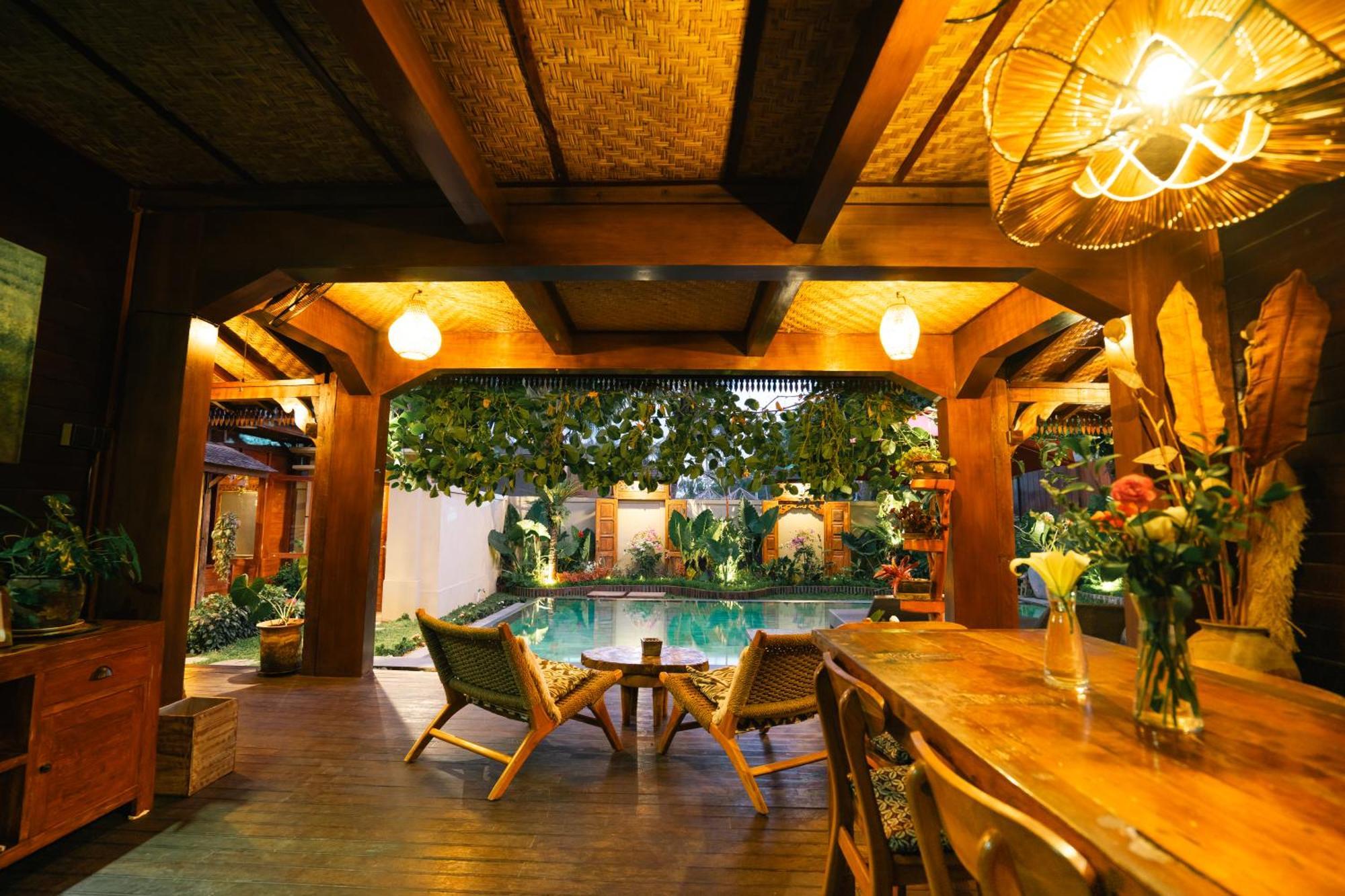 Villa Indulge In The Serenity Of Bali At Rumah Elfi