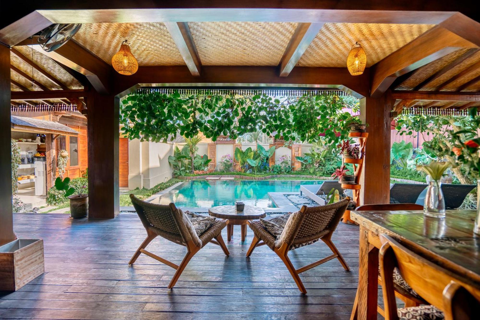 Indulge In The Serenity Of Bali At Rumah Elfi *
