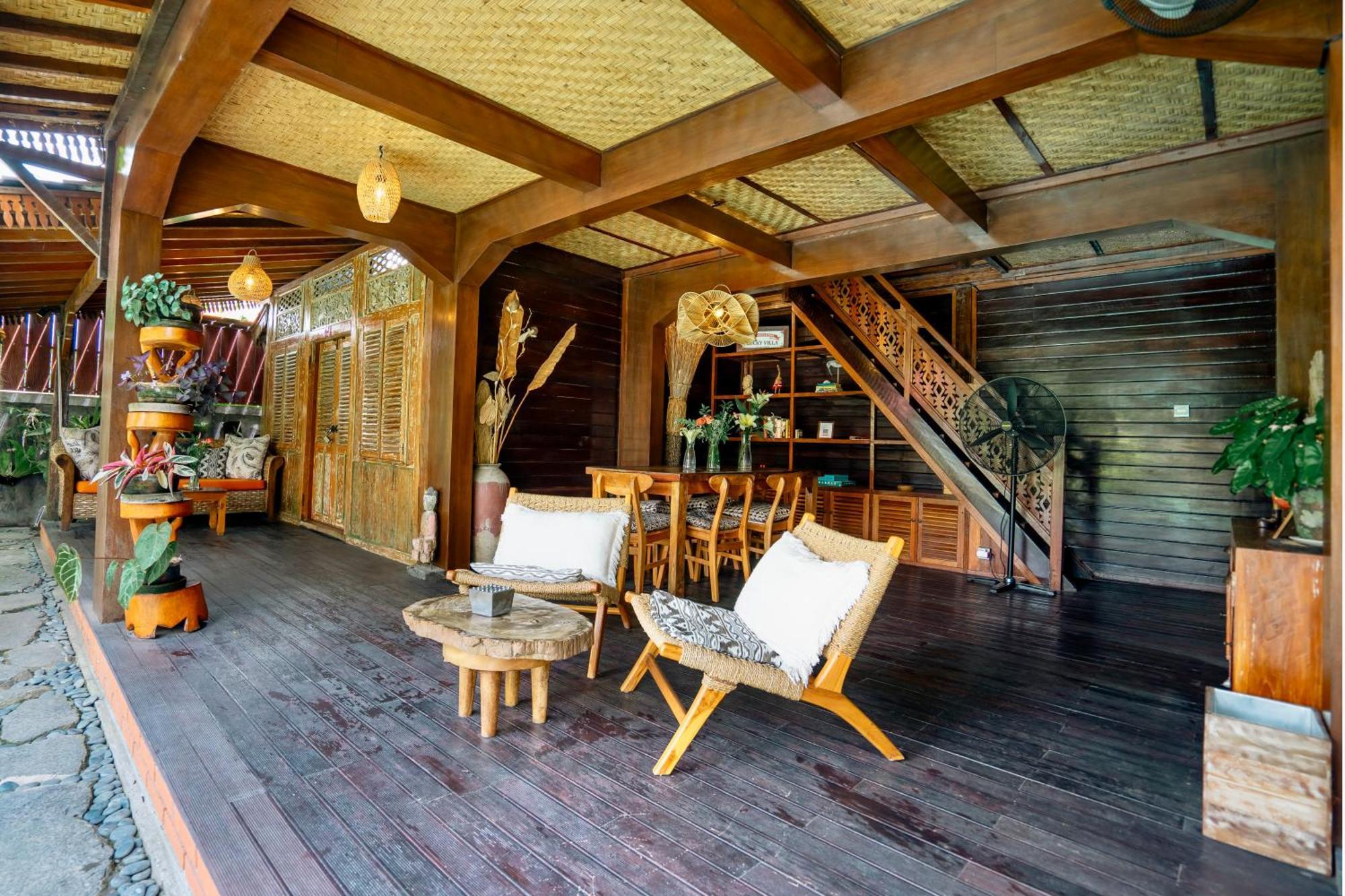 Villa Indulge In The Serenity Of Bali At Rumah Elfi