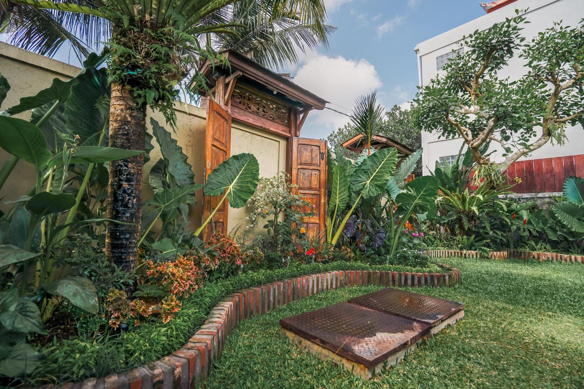 Villa Indulge In The Serenity Of Bali At Rumah Elfi