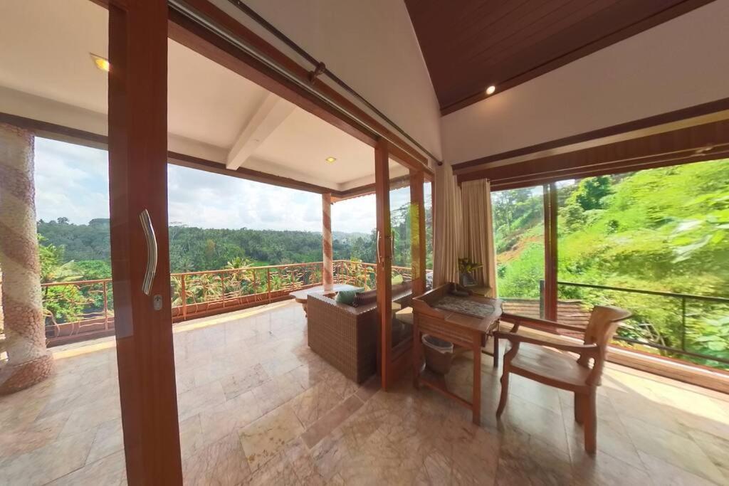 Heaven View 9 Bedroom Nature Visuals Sayan Villa *