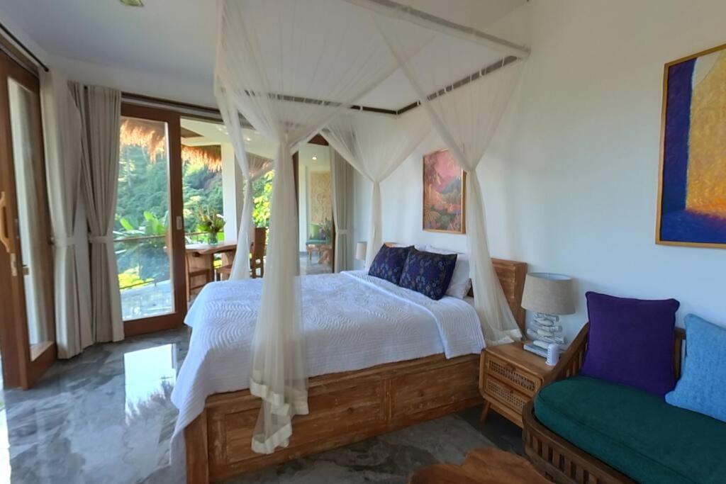 Heaven View 9 Bedroom Nature Visuals Sayan Villa