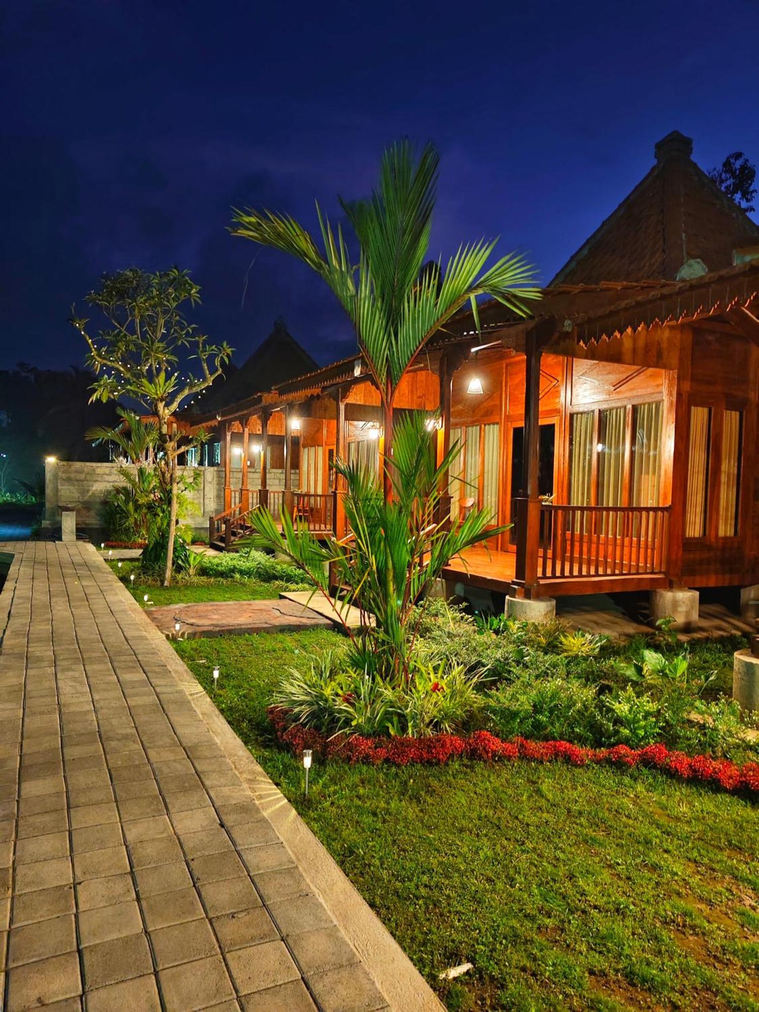 Uma Ulun Dugul By Uniquecations Ubud (Bali)