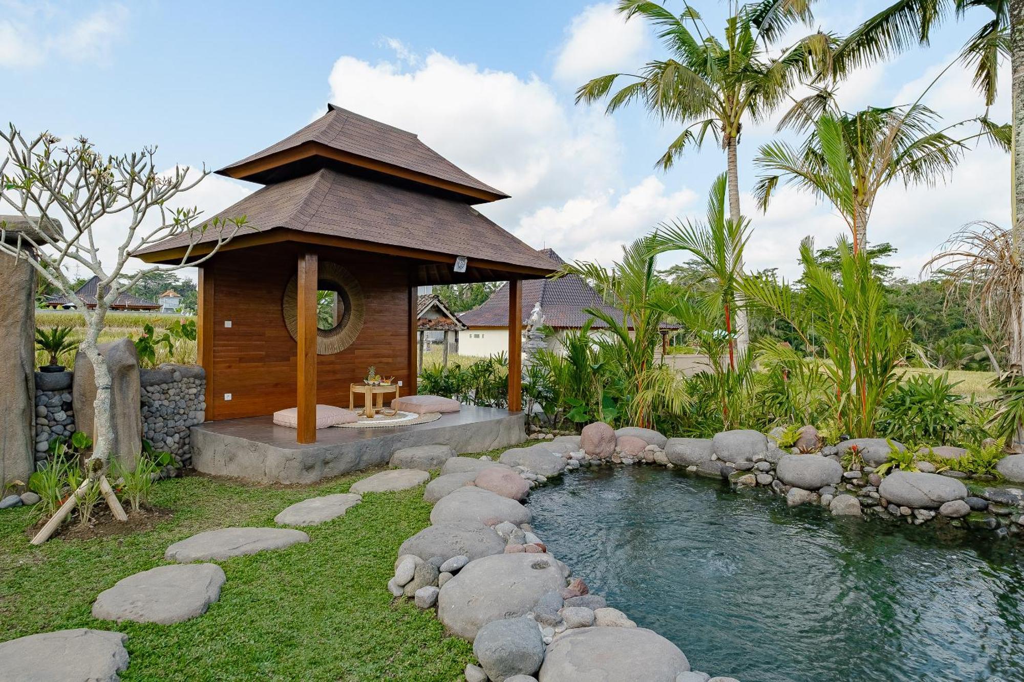 Wooden Stone Eco Villa *