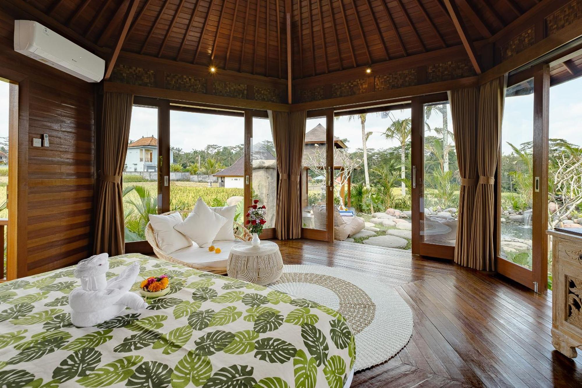 Wooden Stone Eco Villa *