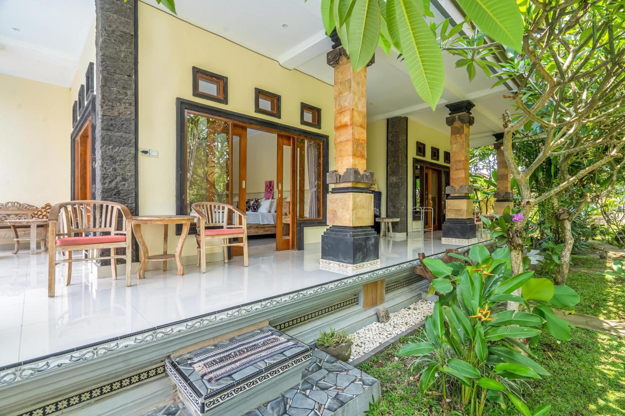 Yamuna Guest house *