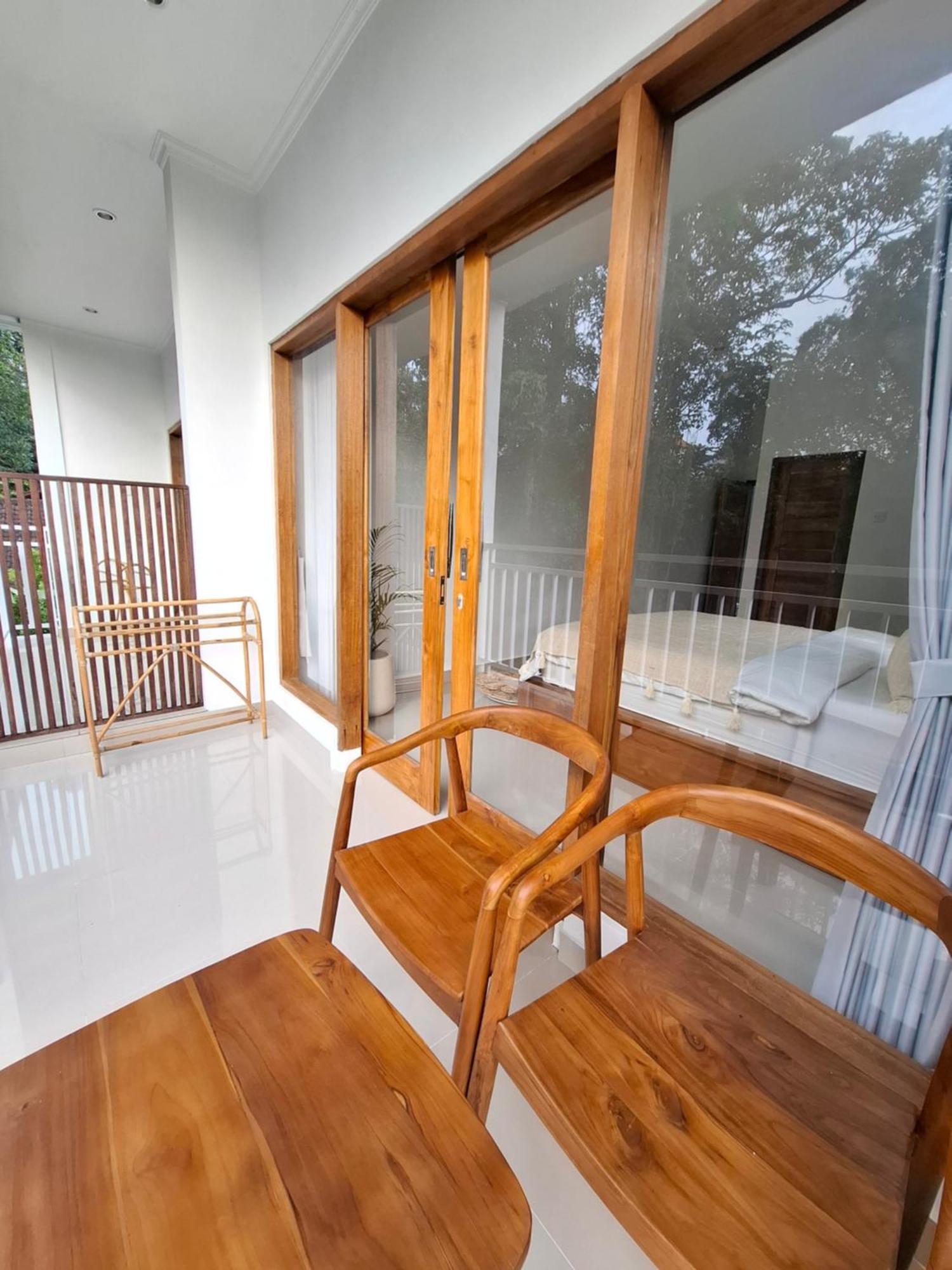 Guest house Palm House *