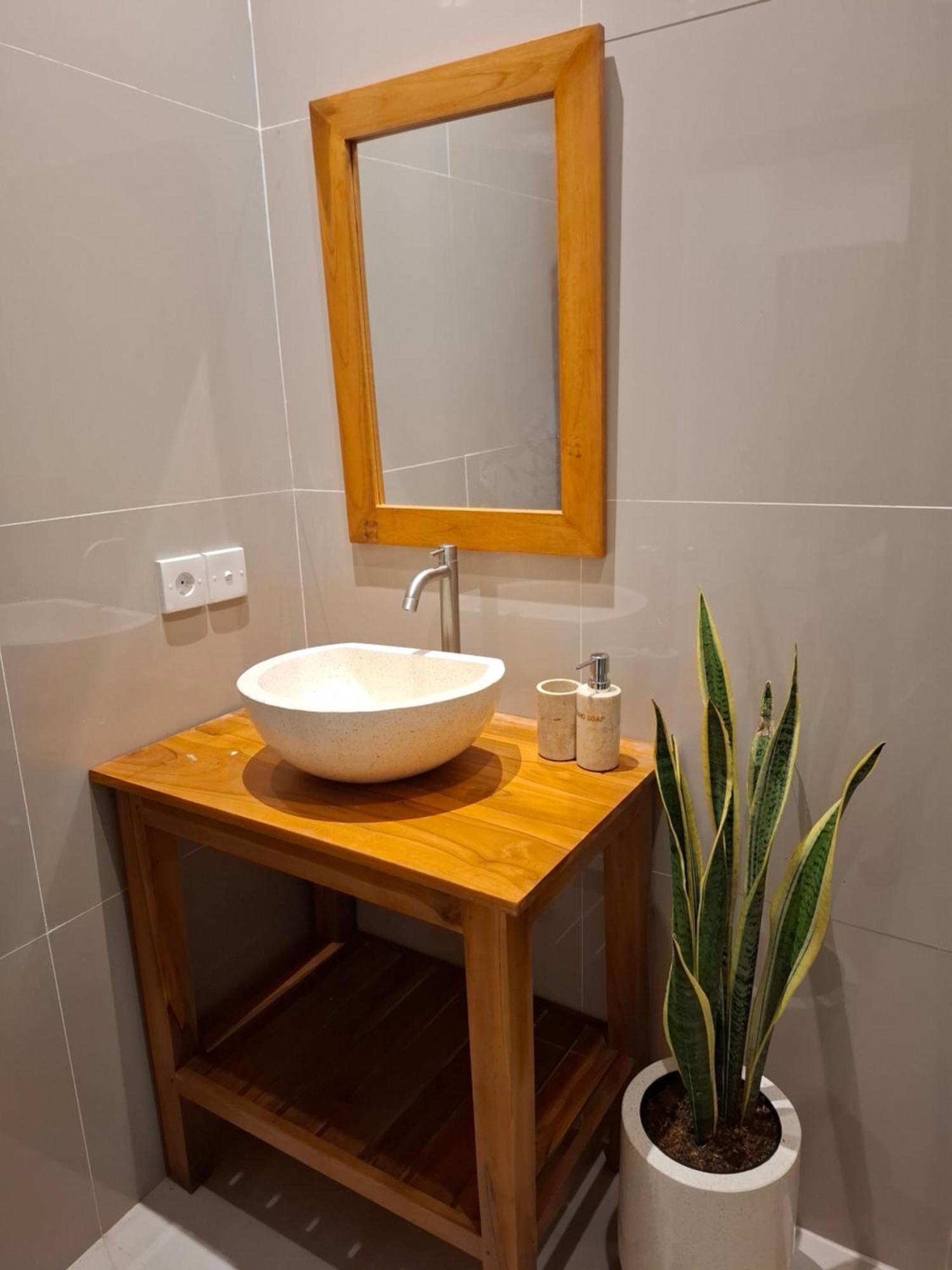 Palm House Guest house *