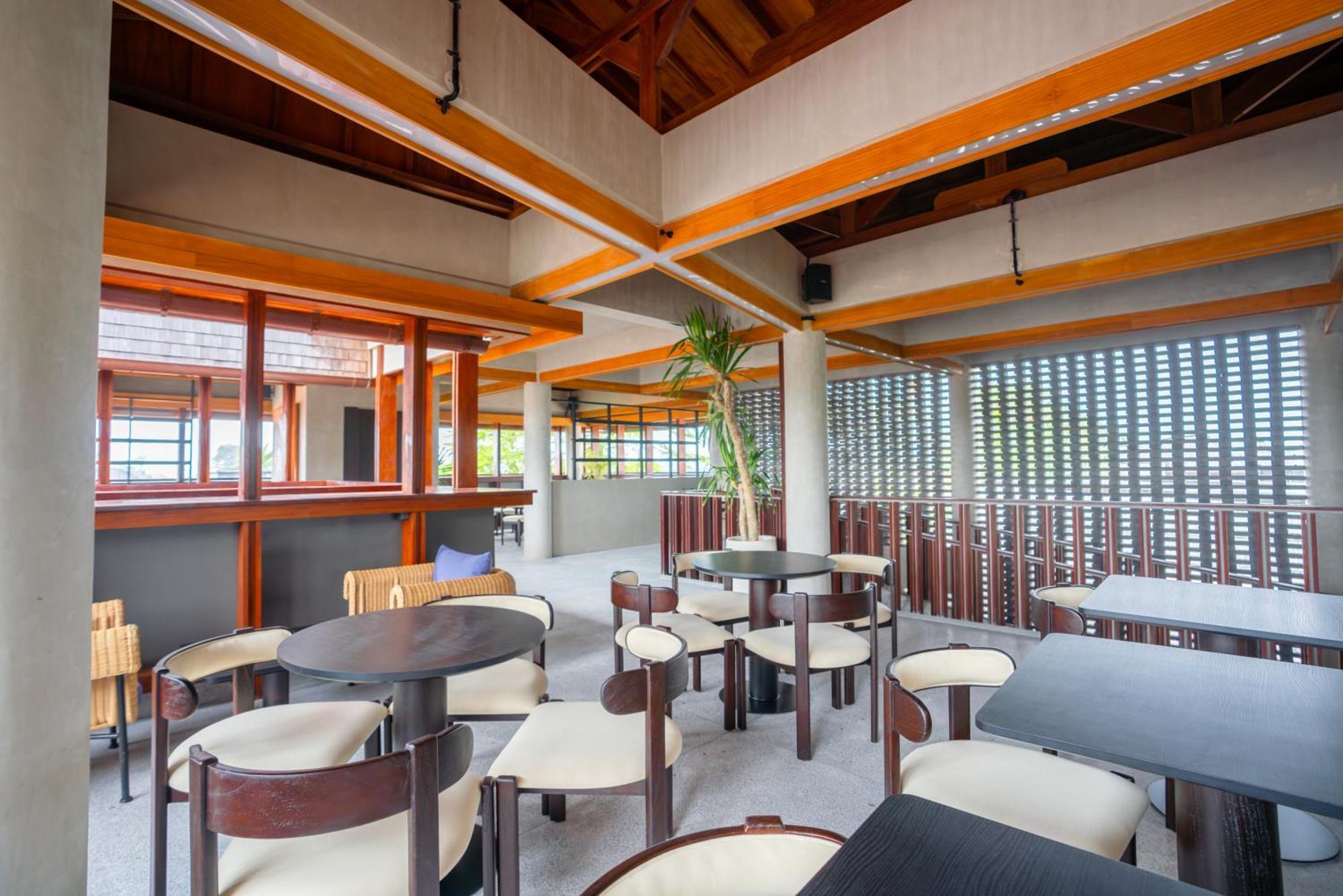 Hotel The Kemilau 4*