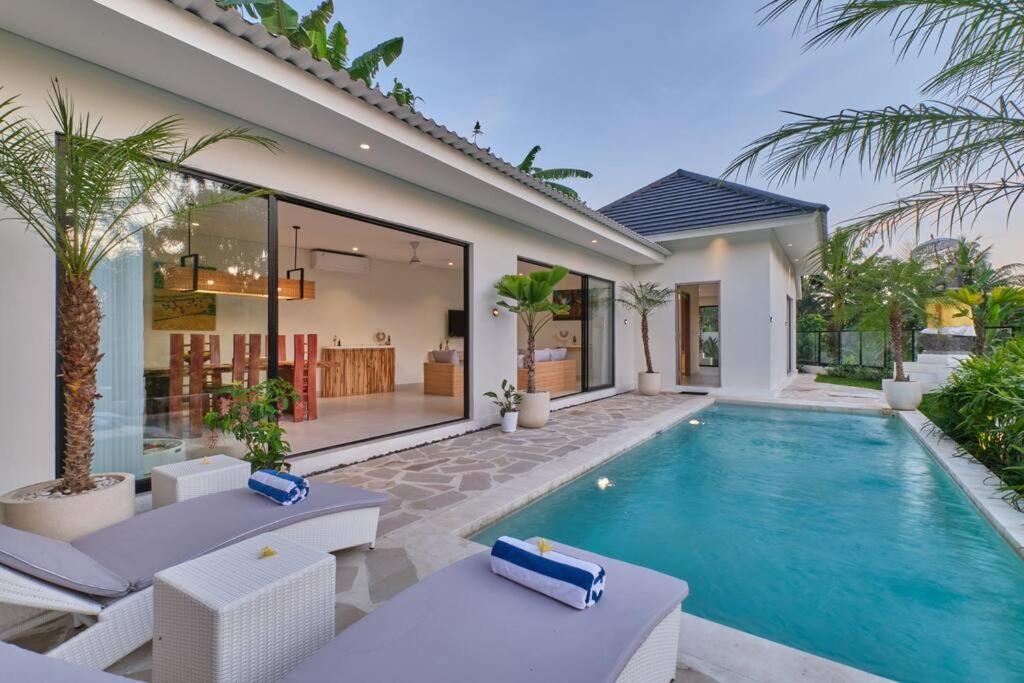 Newly! 2br Modern Close To Center Villa