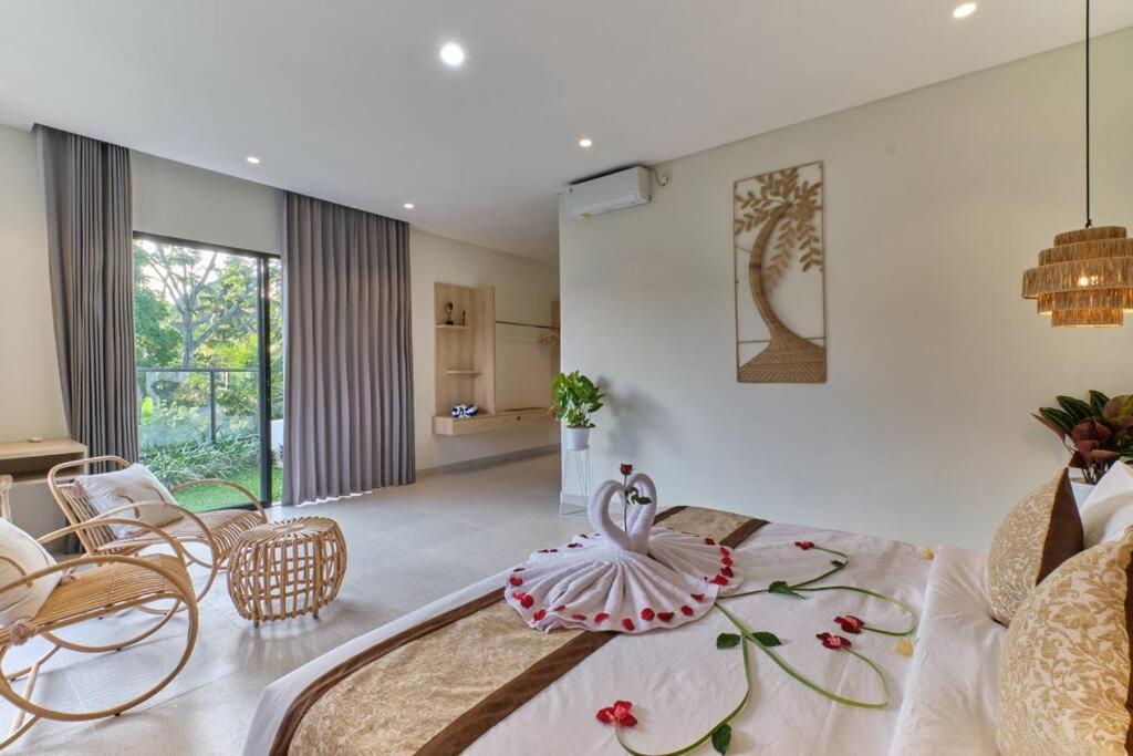 Newly! 2br Modern Close To Center *