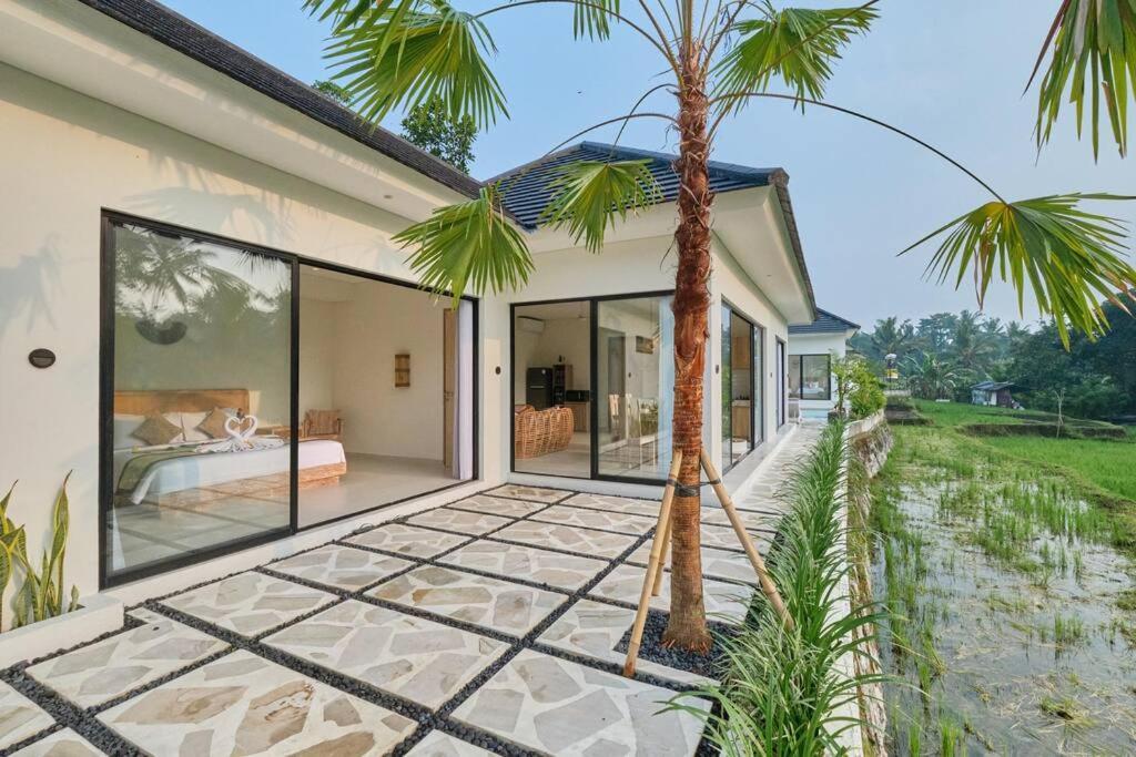Newly! 3bdr Modern Close To Center Villa Ubud
