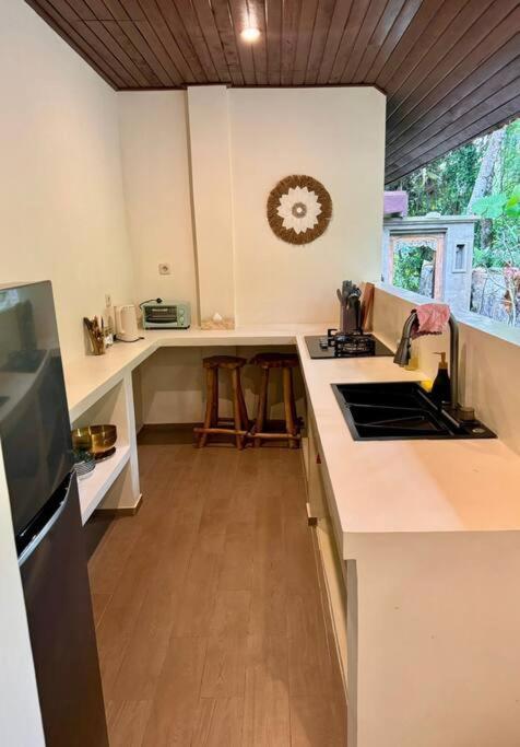 Apartment Superior One Bedroom W Stunning Waterfall View Ubud (Bali)