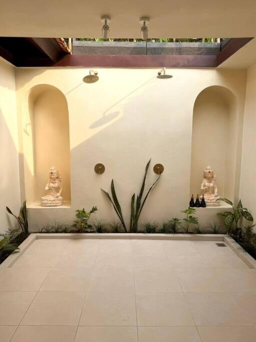 Superior One Bedroom W Stunning Waterfall View * Ubud (Bali)