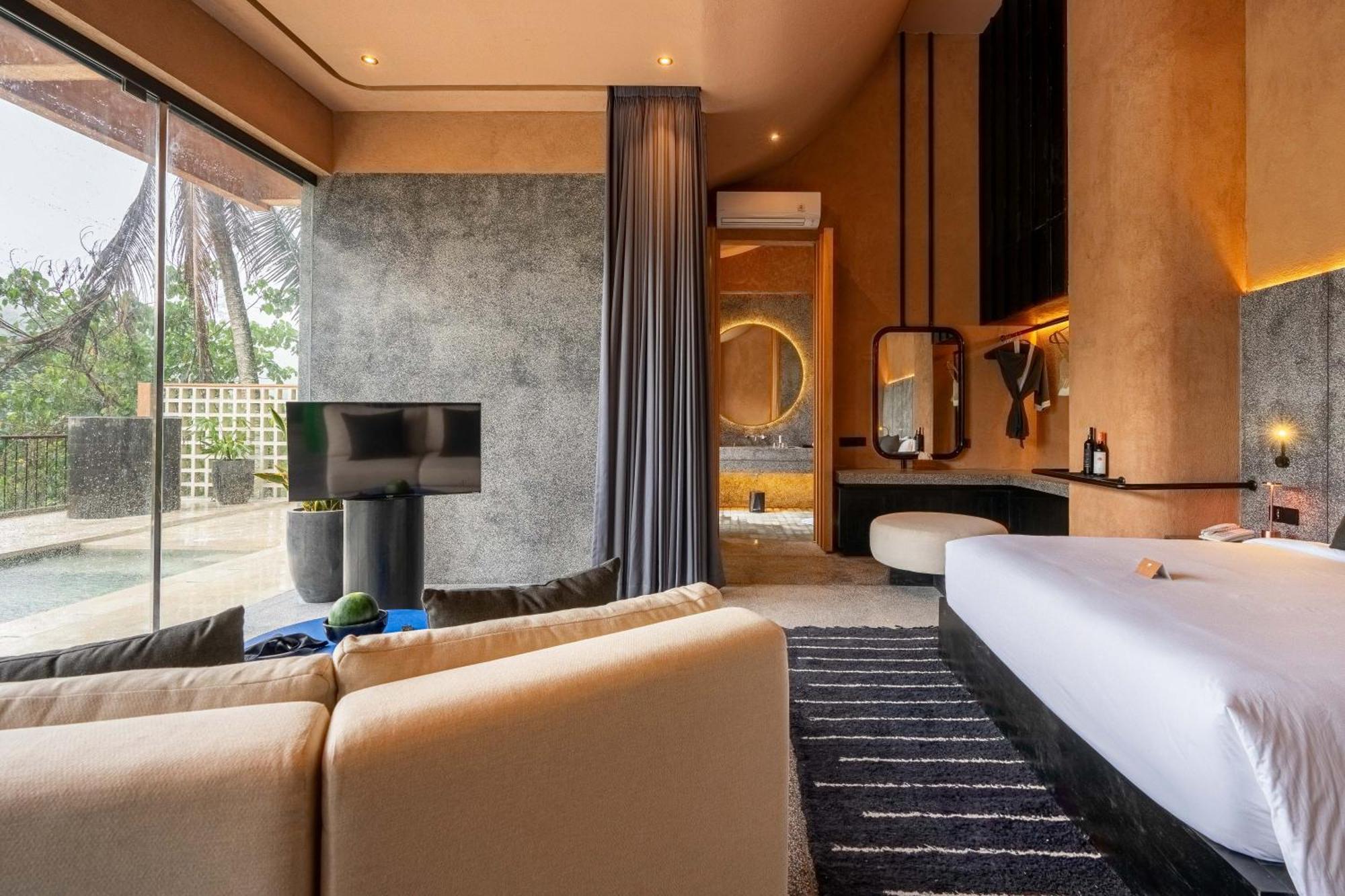 Villa Amora Boutique *