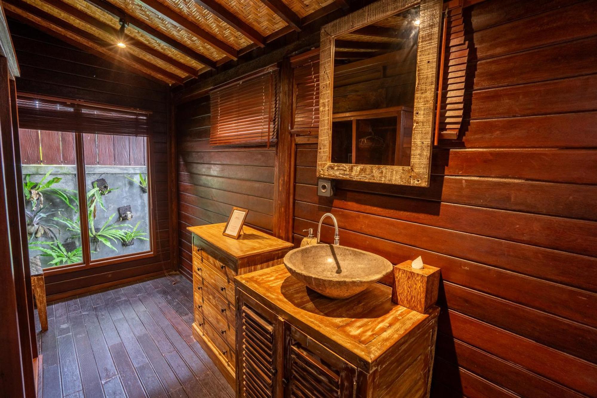 Indulge In The Serenity Of Bali At Rumah Elfi Villa