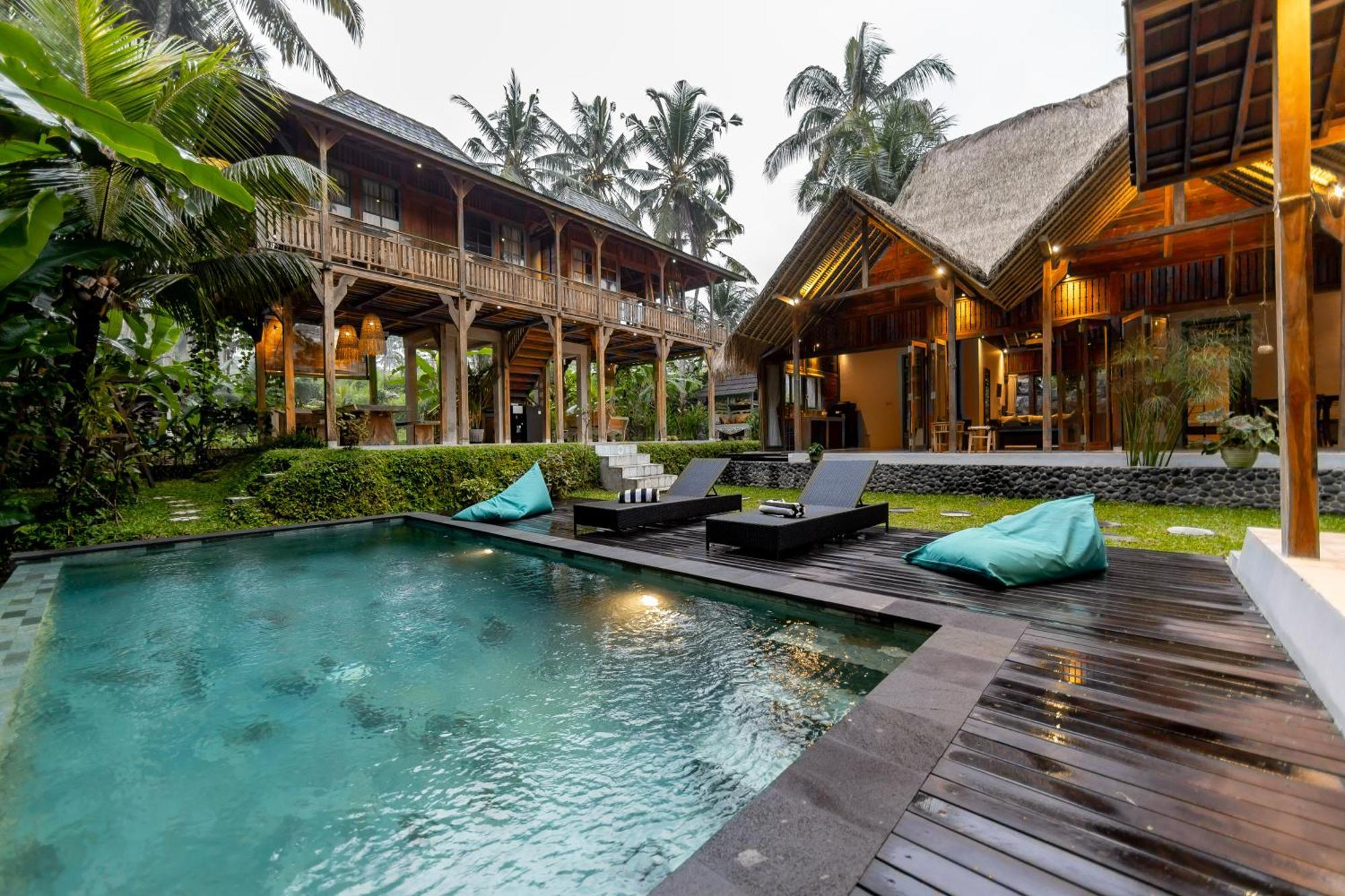 Rumah Guci *