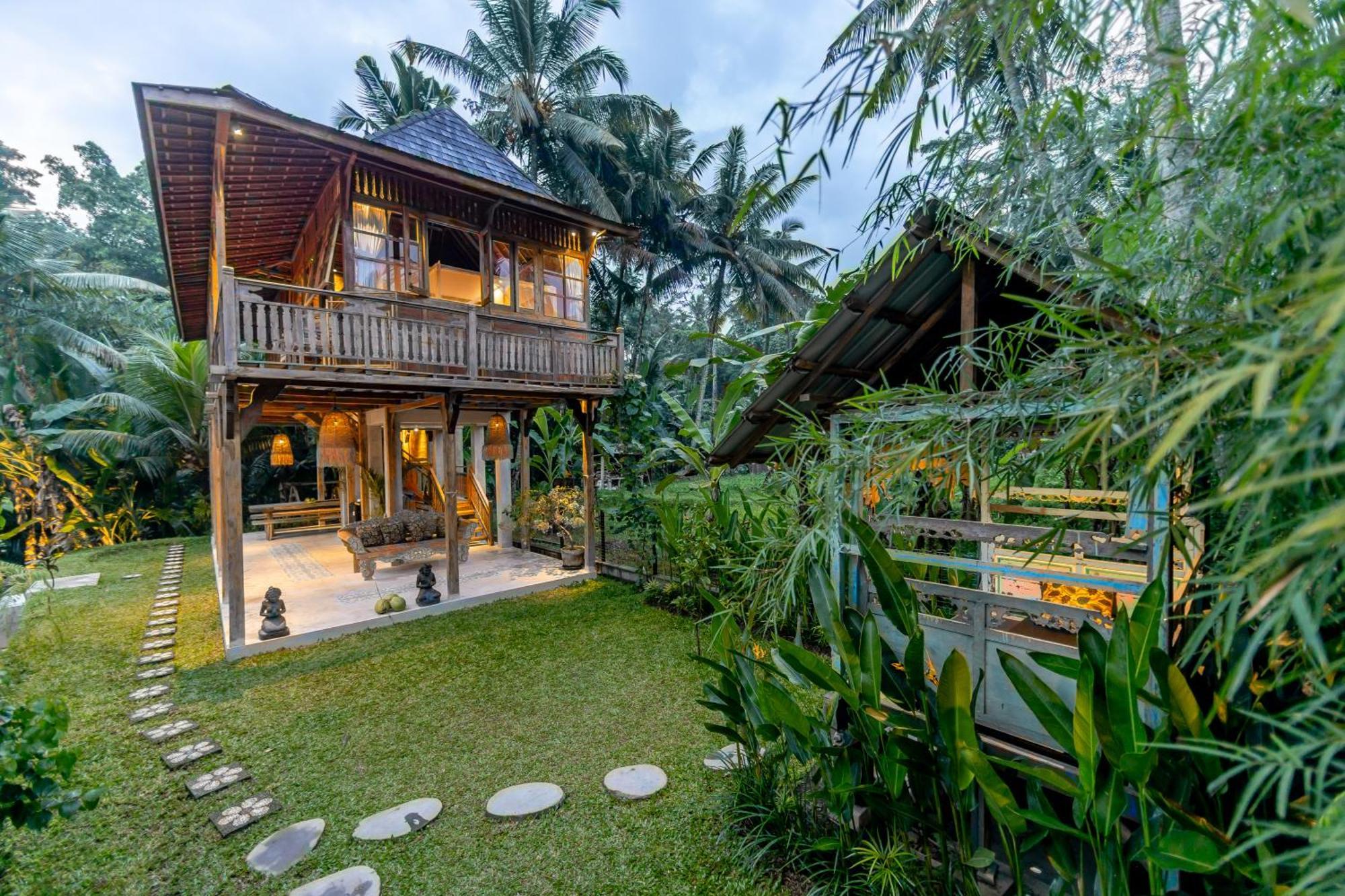 Rumah Guci Lodge *