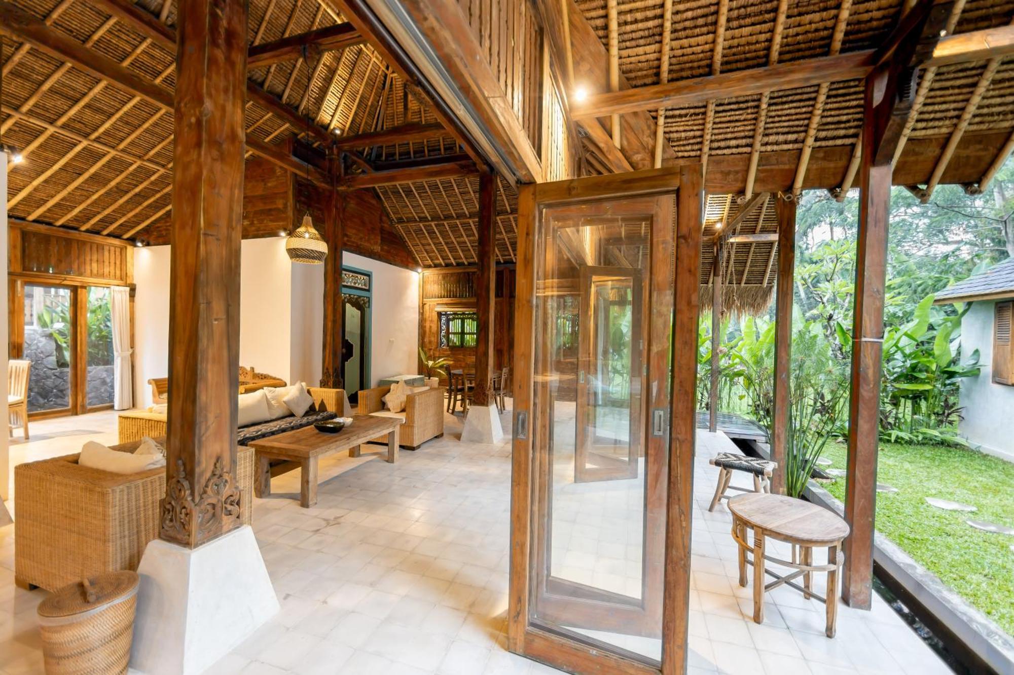 Rumah Guci Lodge *