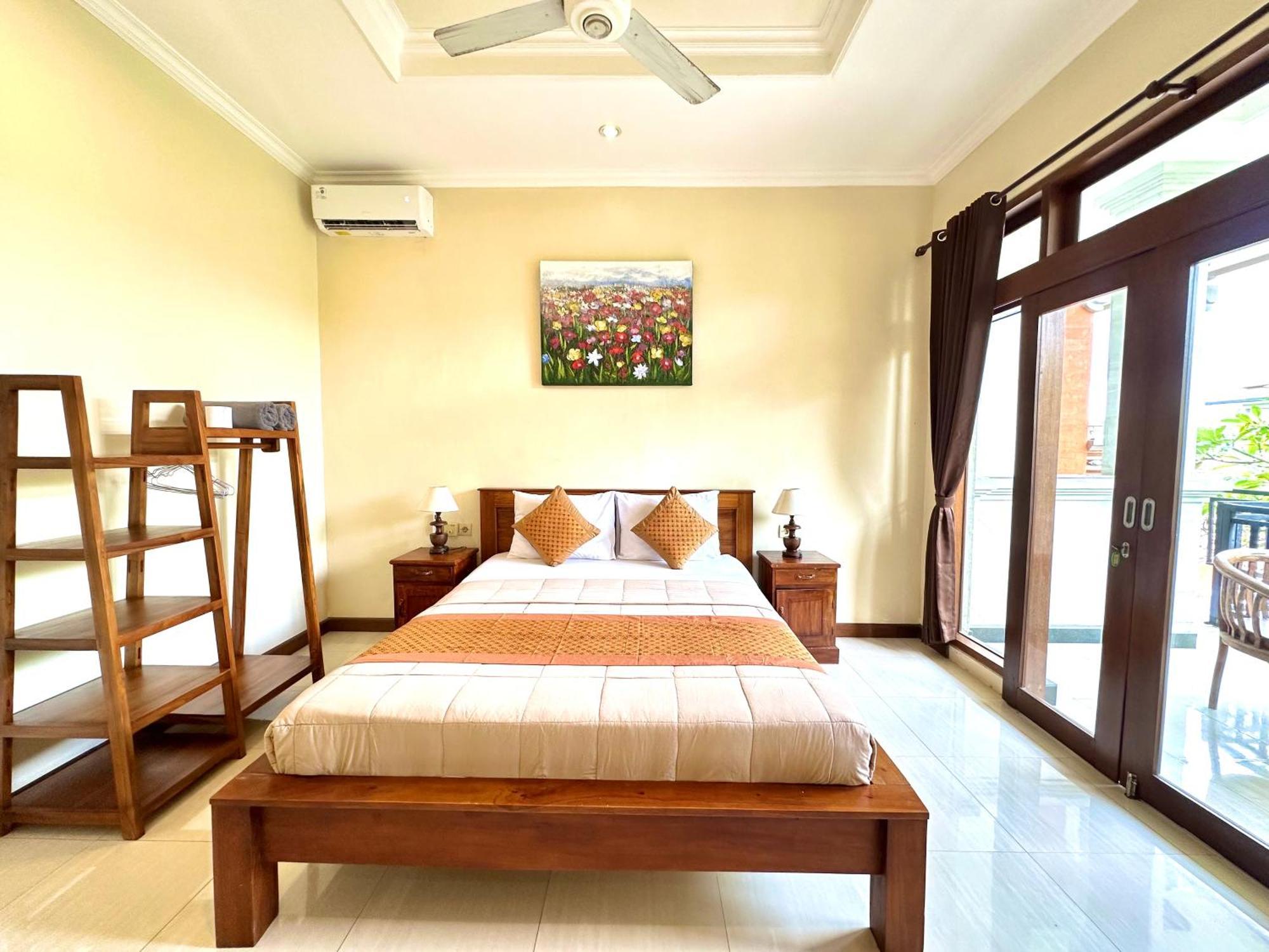 Naeera Guest house