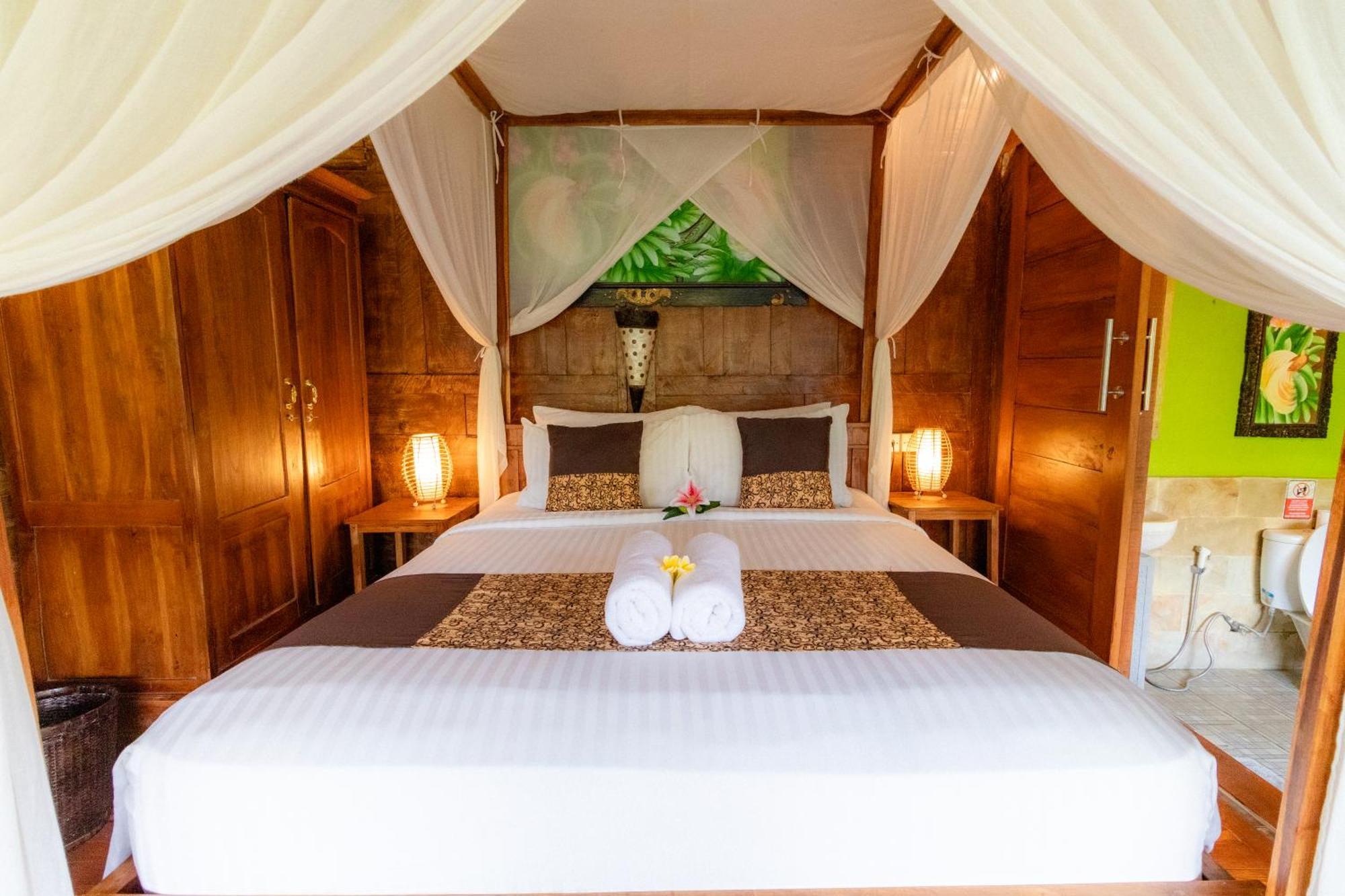 Resort Doni House &