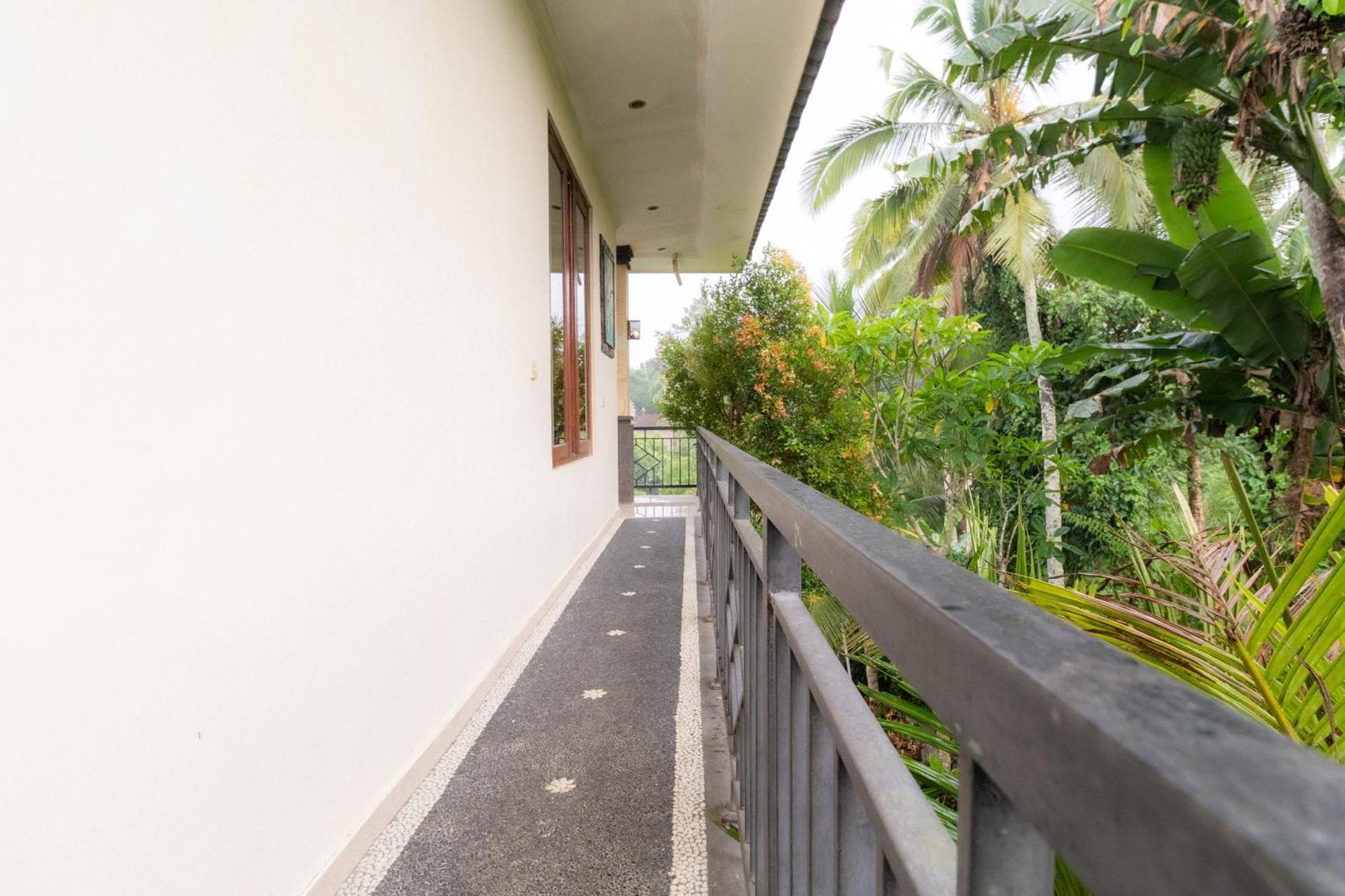 Resort Doni House & 3*
