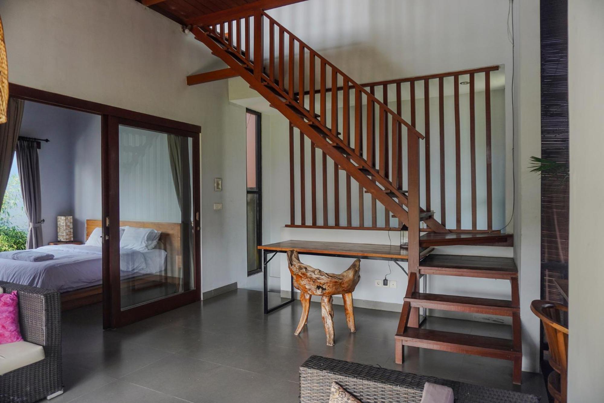 Monoor Villa